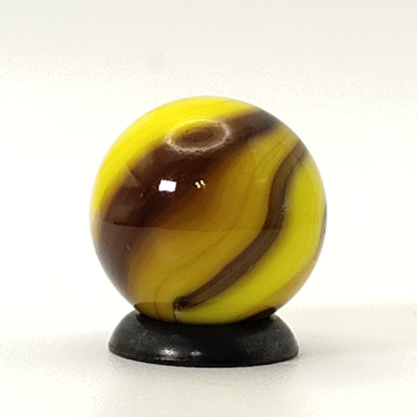 5/8" Bumblebee Marble Akro? Jabo? UV MINT