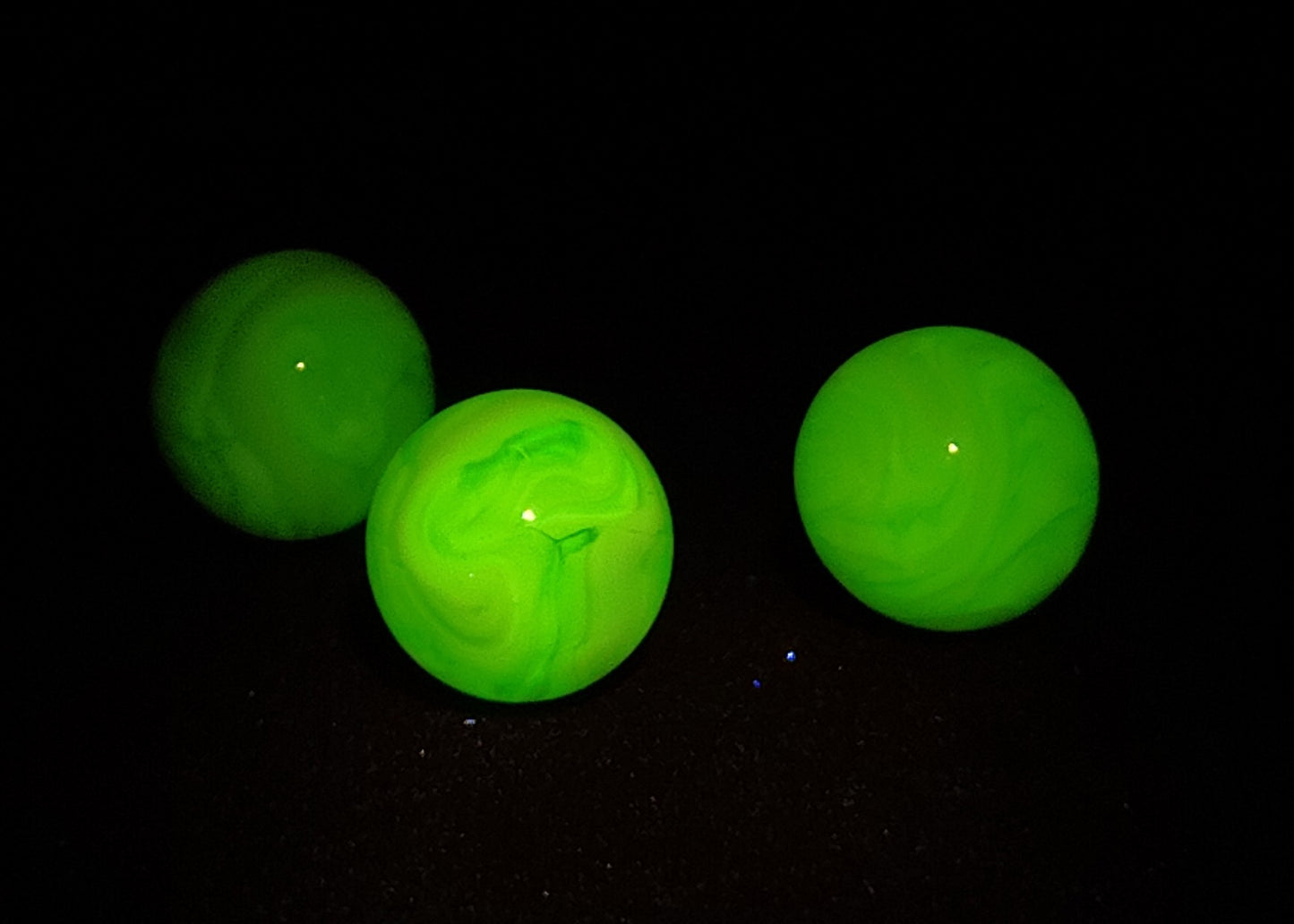 3pk Uranium 5/8" Champion Swirl Marbles Clear with White Ribbons NM++