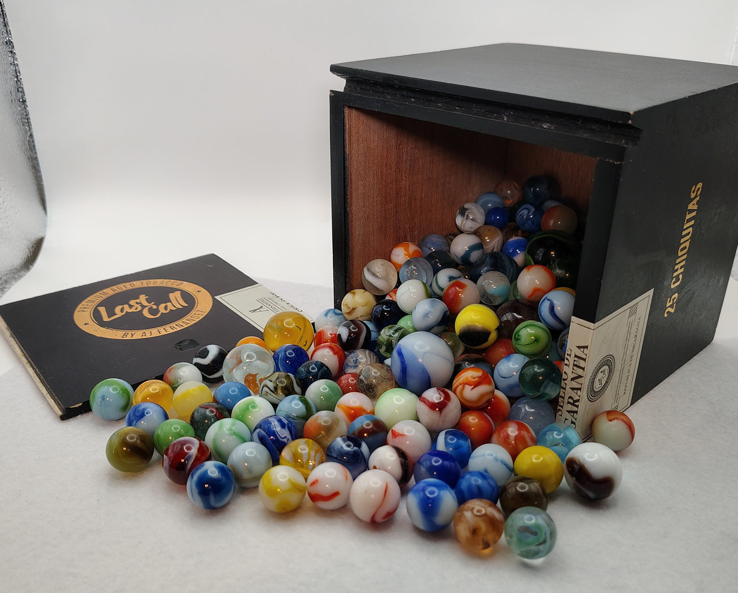 2+lbs of mixed vintage marbles in cigar box NM