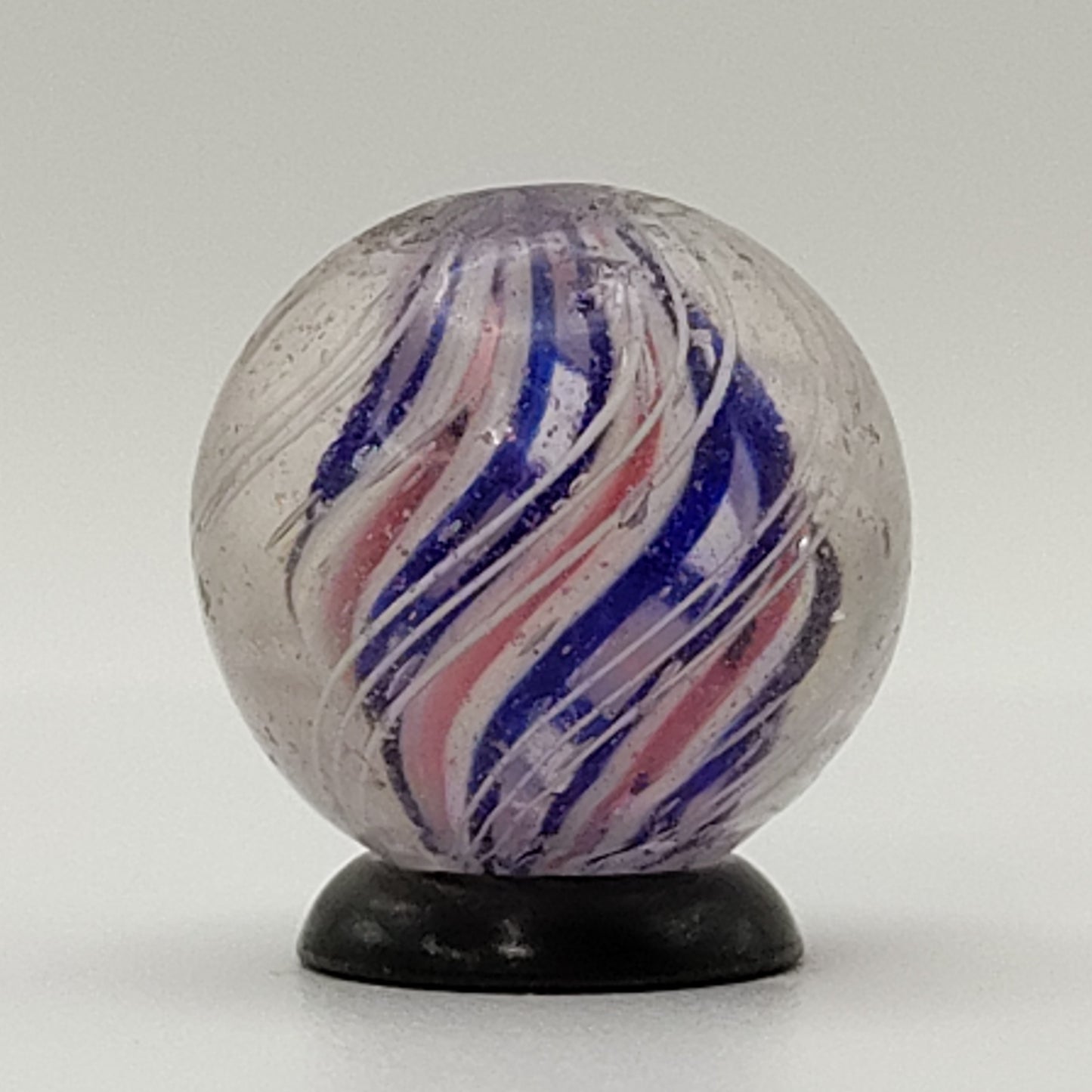 ~3/4" German Handmade Swirl Divided Core Marble NM+