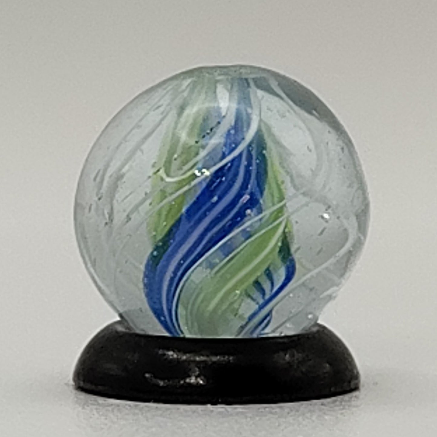 0.52" German Swirl Divided Core, 4 band core - pontils intact - MINT