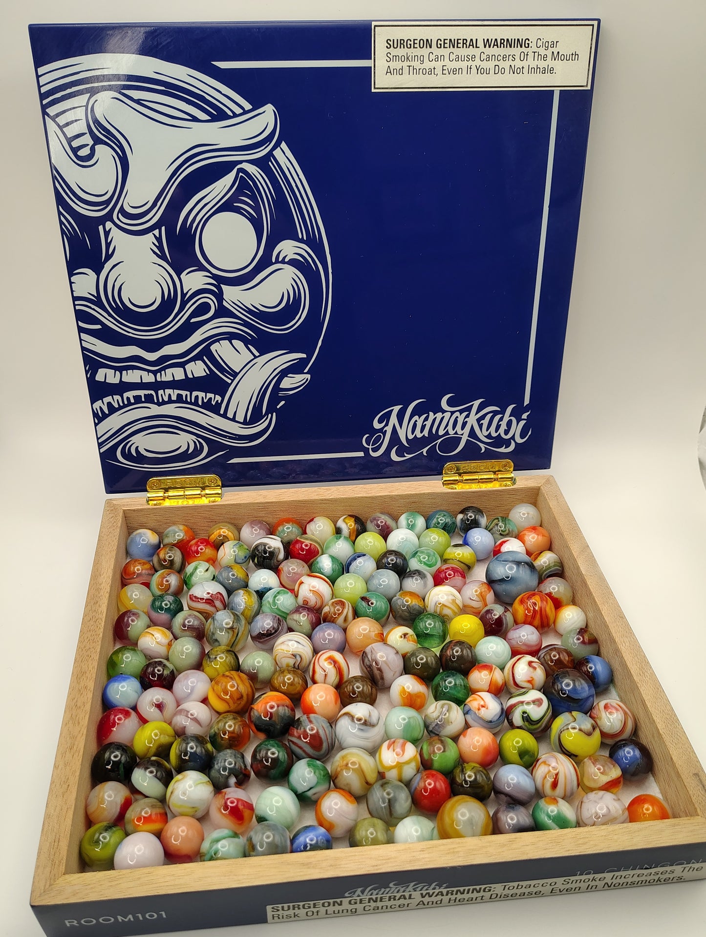 Cigar Box full of Jabo & DAS - NM to M