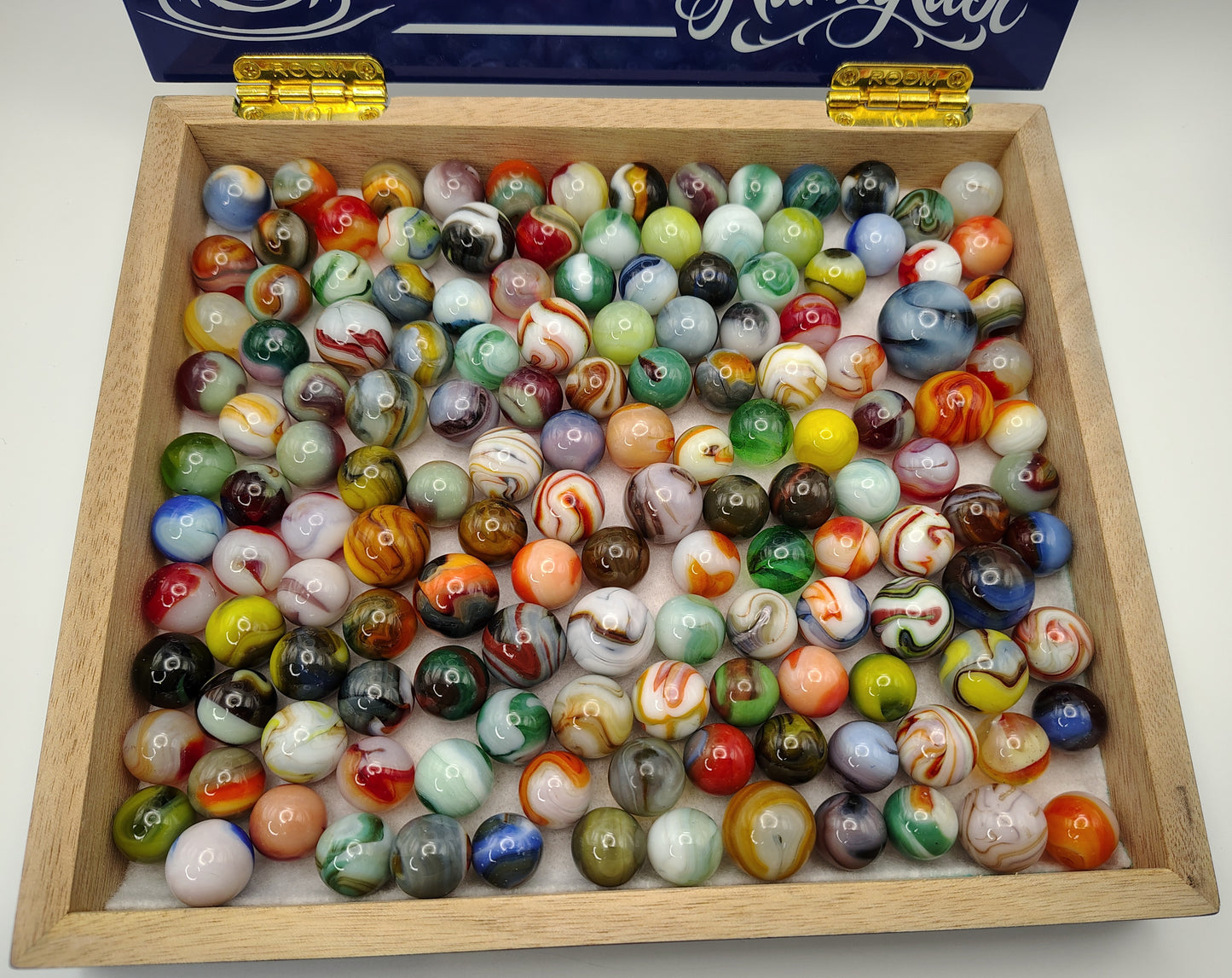 Cigar Box full of Jabo & DAS - NM to M