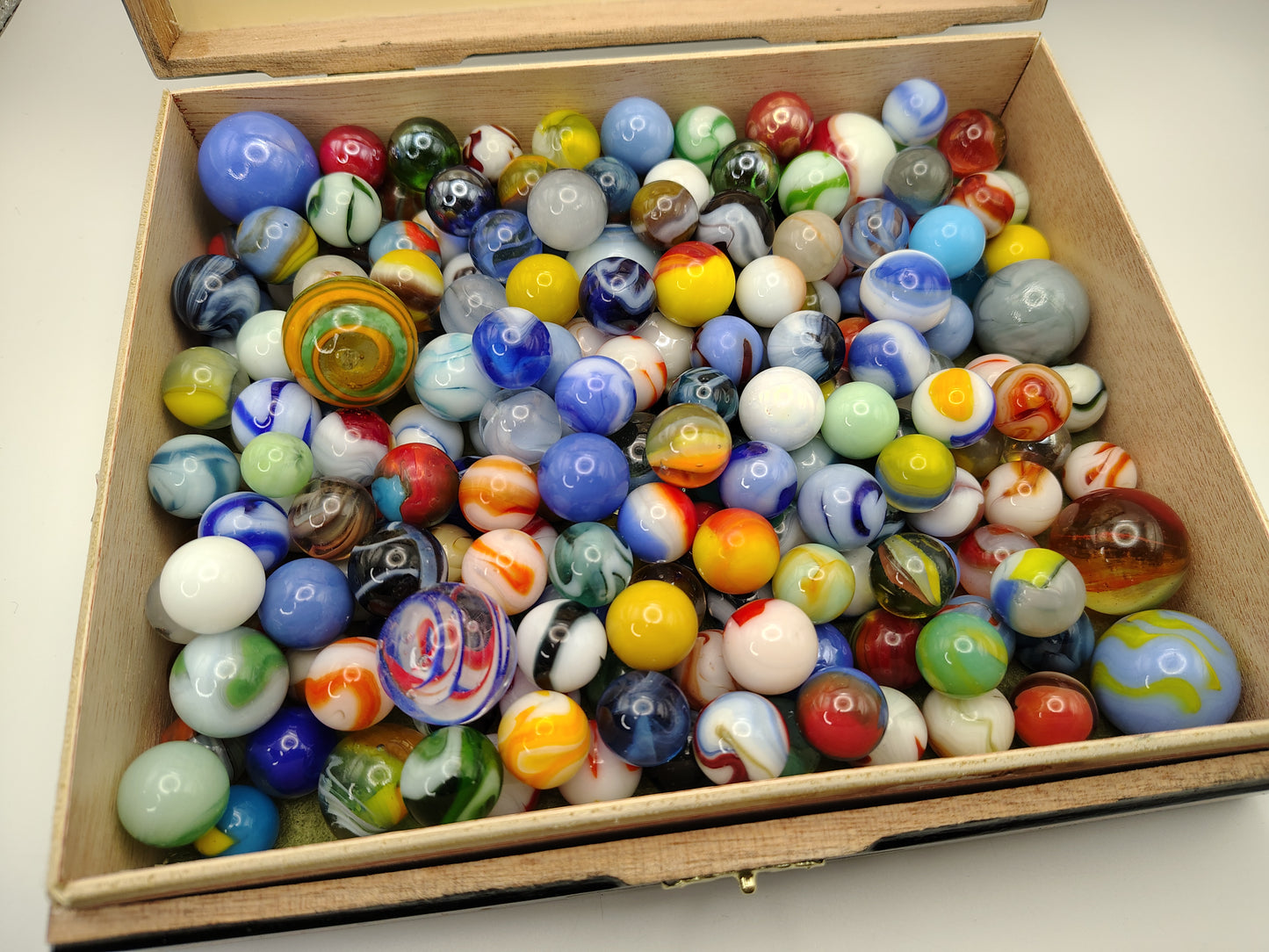 Cigar Box full of Vintage Mixed Marbles NM+ to Mint