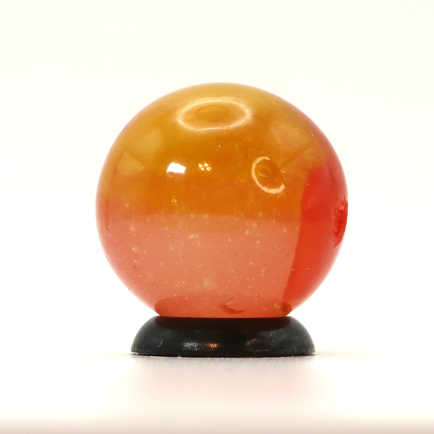 11/16" Peltier Rainbo Marble Seedy Base red & Yellow NM-