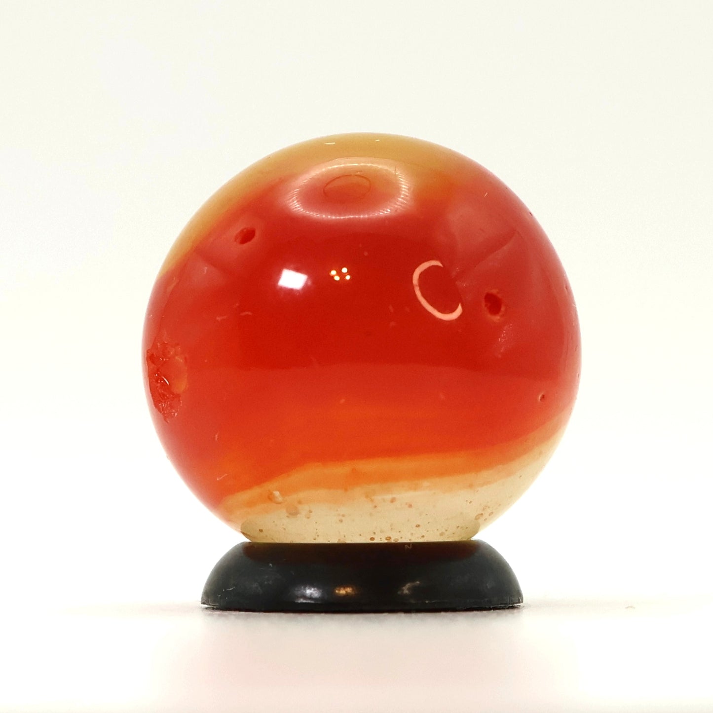11/16" Peltier Rainbo Marble Seedy Base red & Yellow NM-