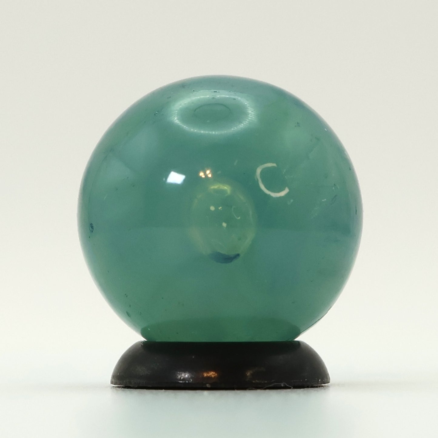 11/16" Wire Pull or Veiligglass Marble BIG Bubble! blue & White M-