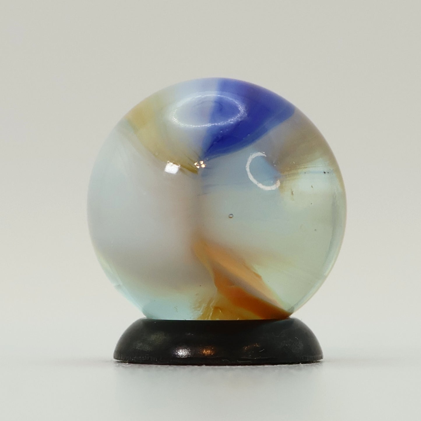 5/8" Interesting Akro Agate Patch Marble w/eyelashes M-