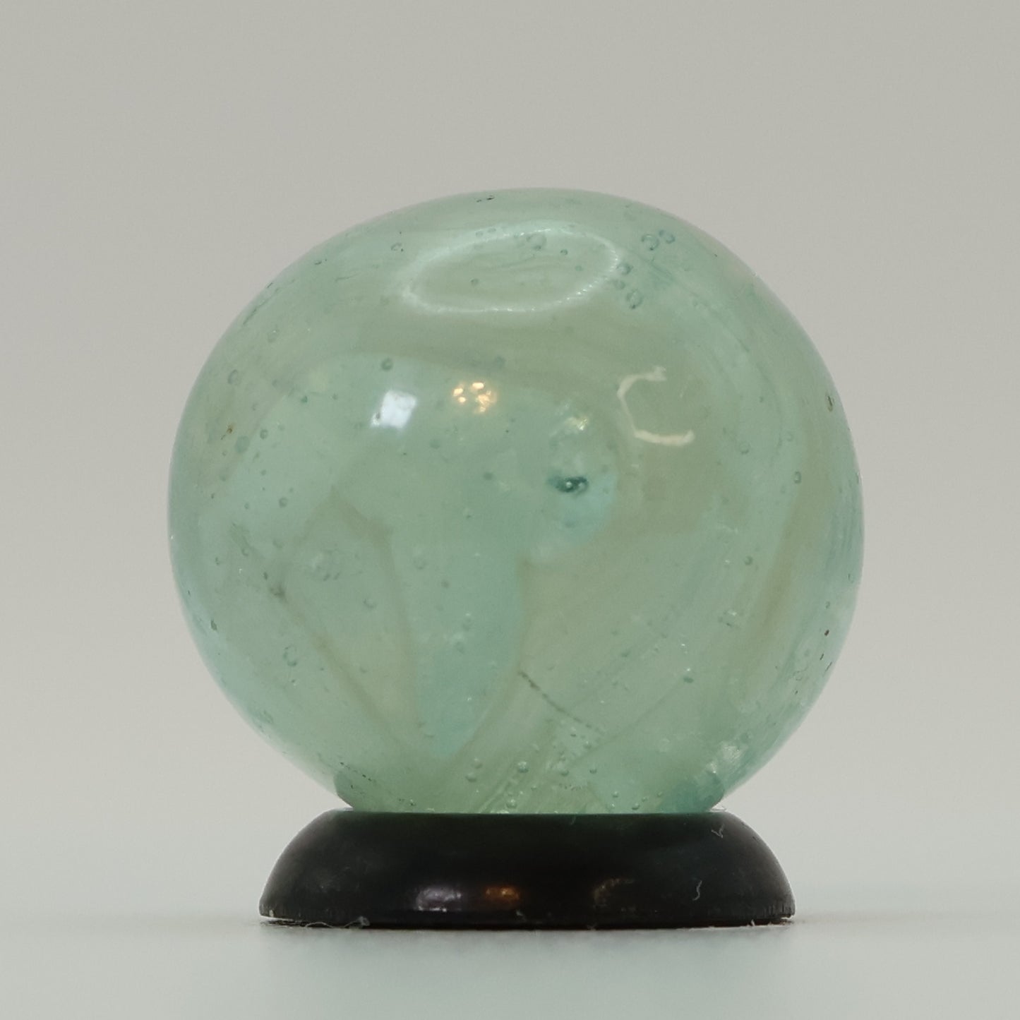 5/8" Wire Pull Marble Uranium Swirls NM-