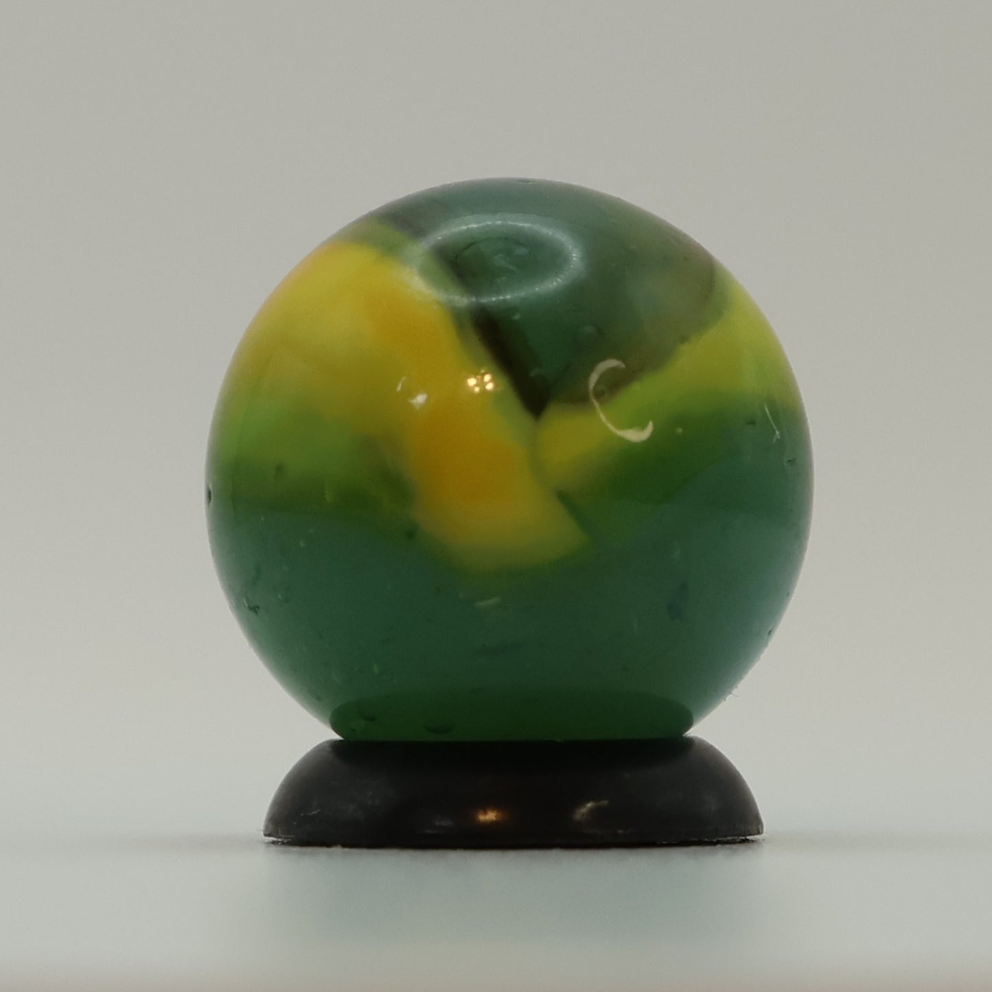 5/8" Vintage Peltier Rainbo Marble Translucent Green w/yellow & Black Ribbons NM++