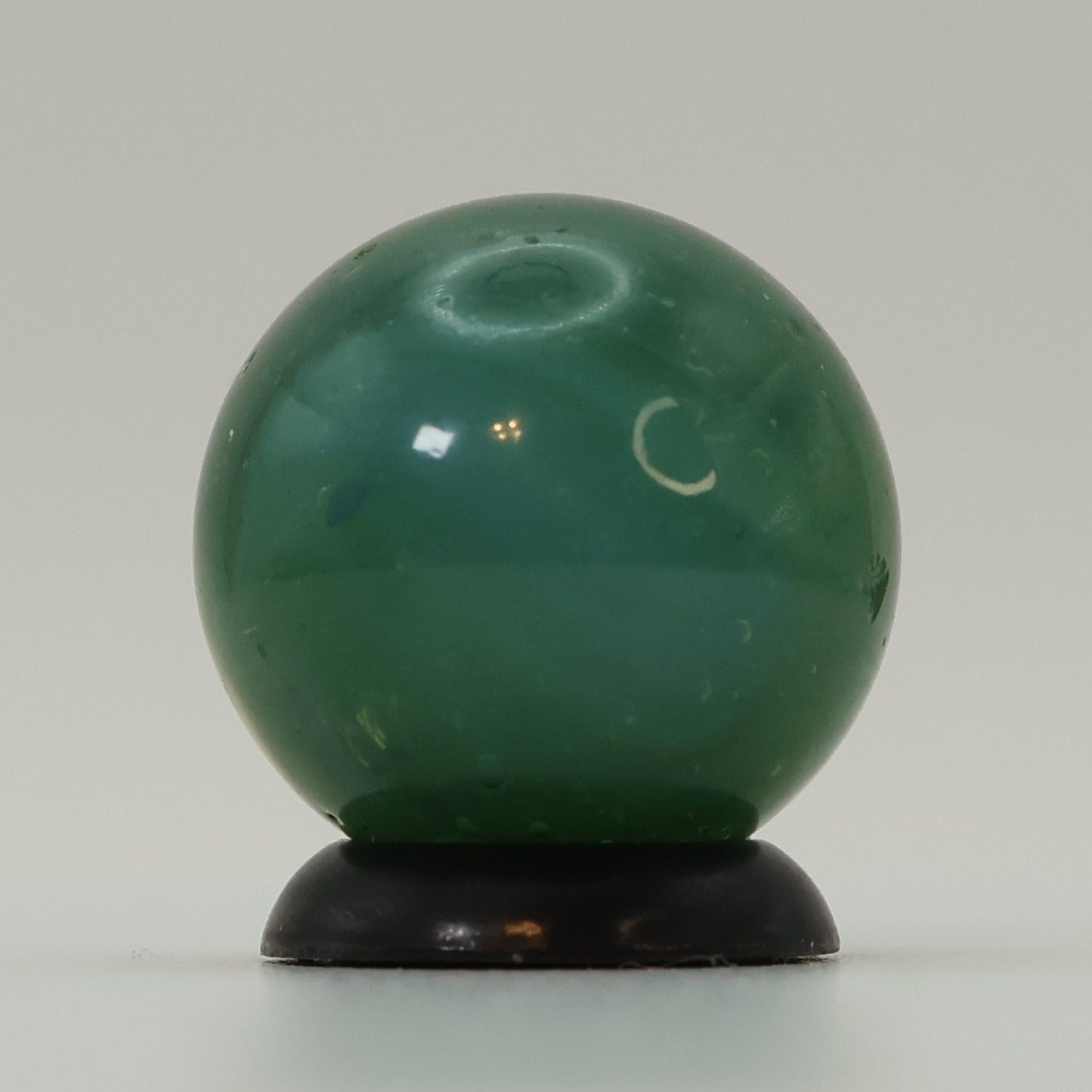 5/8" Vintage Peltier Rainbo Marble Translucent Green w/yellow & Black Ribbons NM++