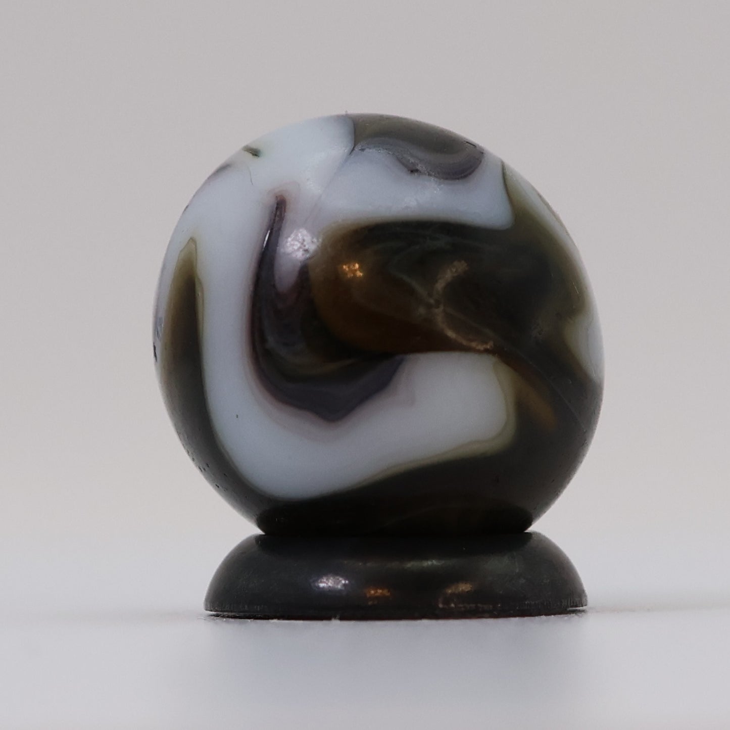5/8" Gorgeous Swirl Marble Translucent Brown Purple White NM