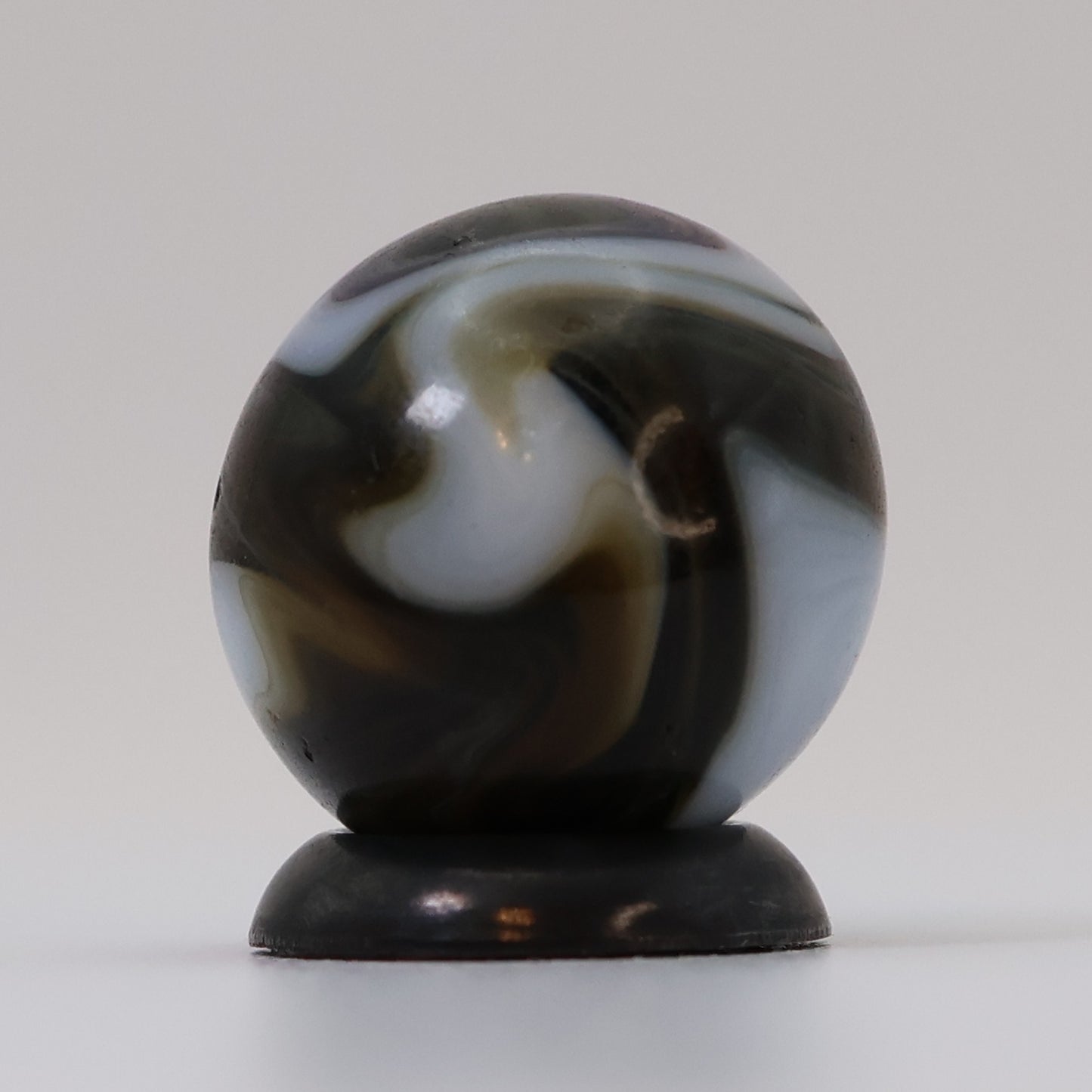 5/8" Gorgeous Swirl Marble Translucent Brown Purple White NM