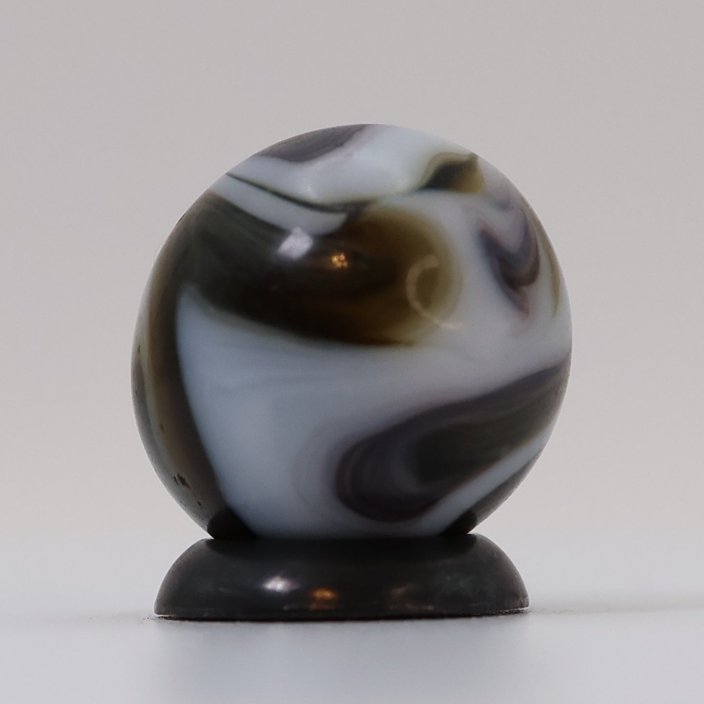 5/8" Gorgeous Swirl Marble Translucent Brown Purple White NM