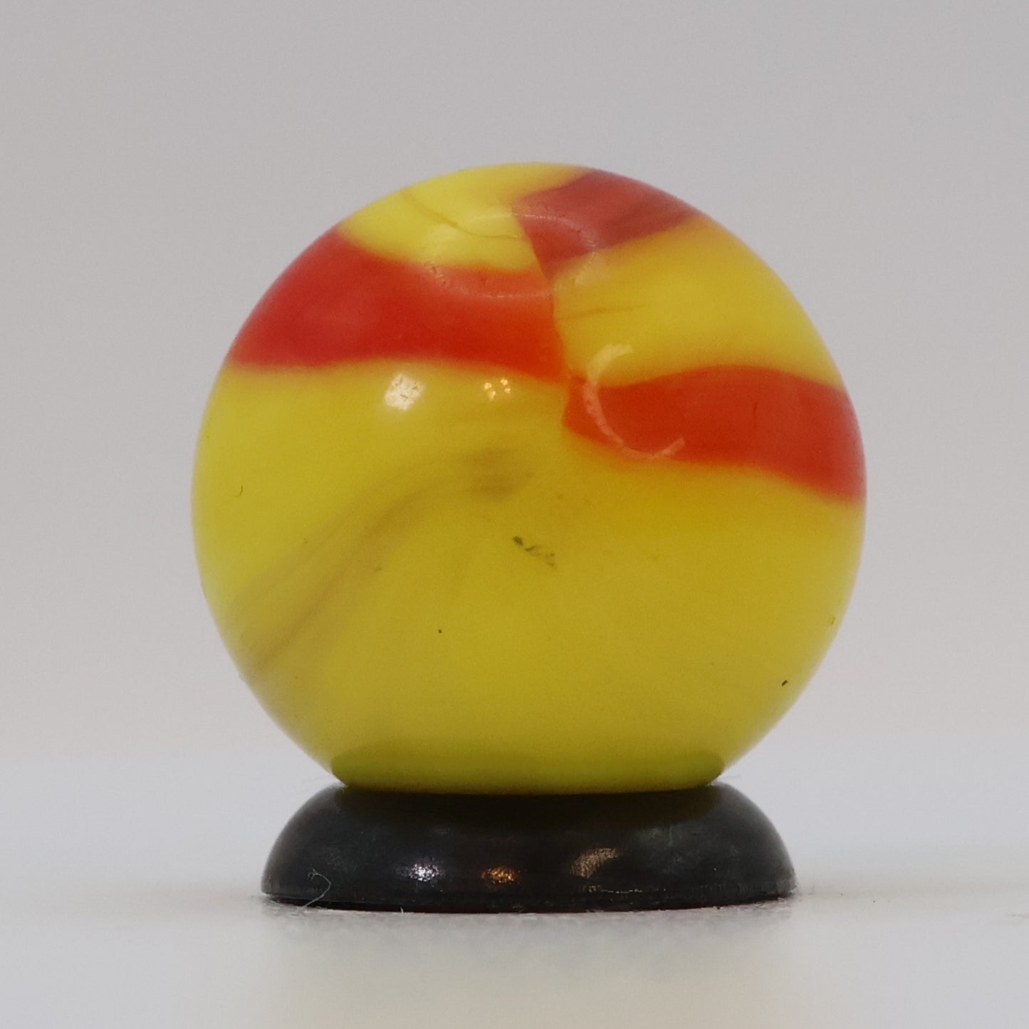 5/8" Akro Agate Patch Marble Yellow & Red UV M- Ketchup & Mustard?