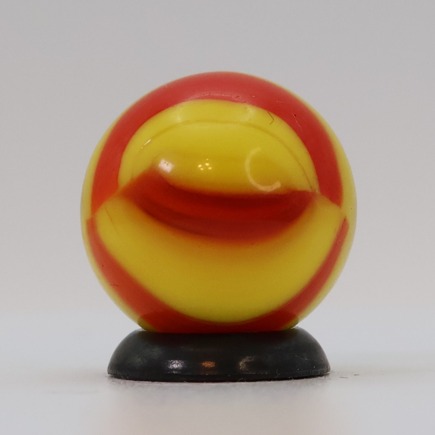 5/8" Akro Agate Patch Marble Yellow & Red UV M- Ketchup & Mustard?