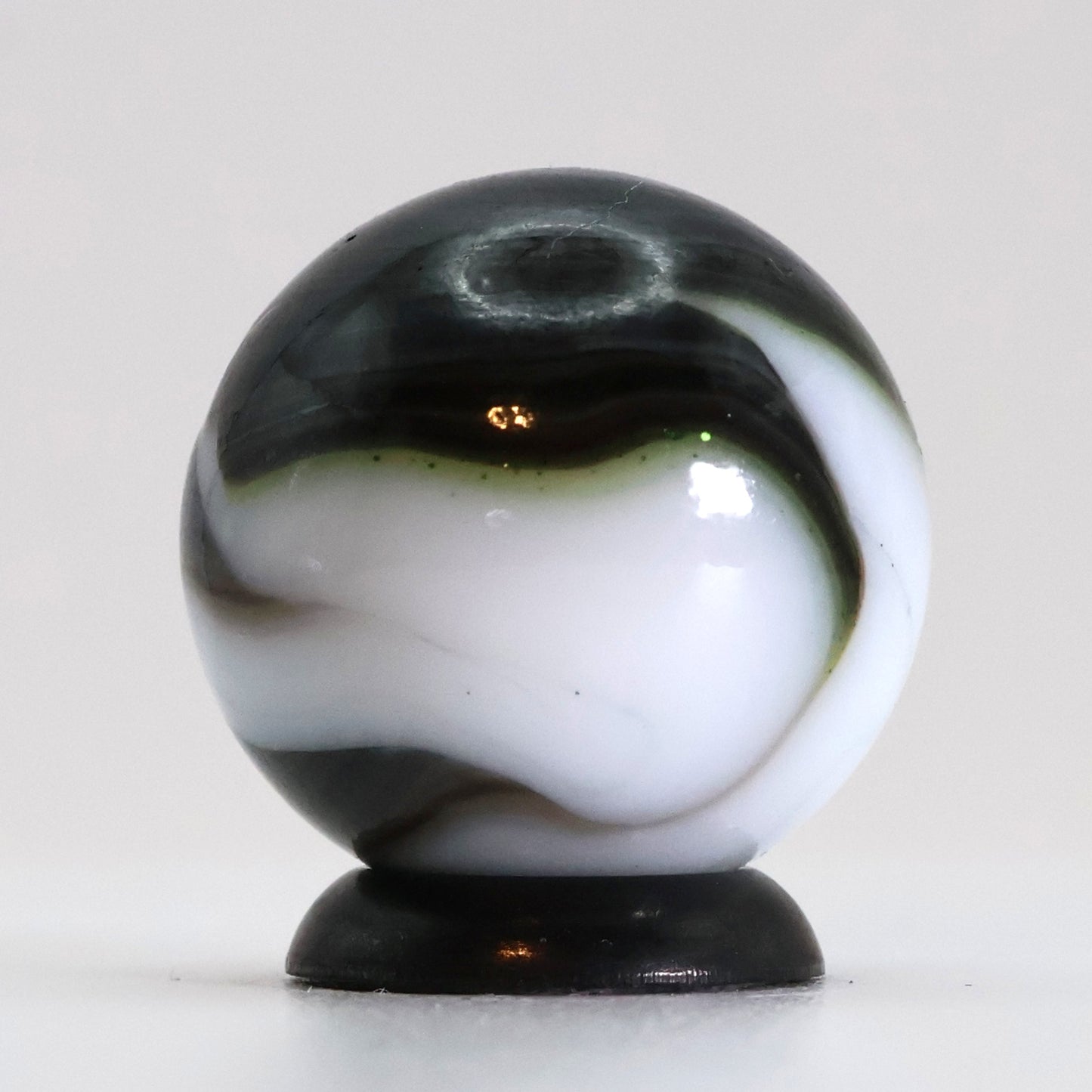11/16" JABO Marble w/green AV Nice Stripes NM+