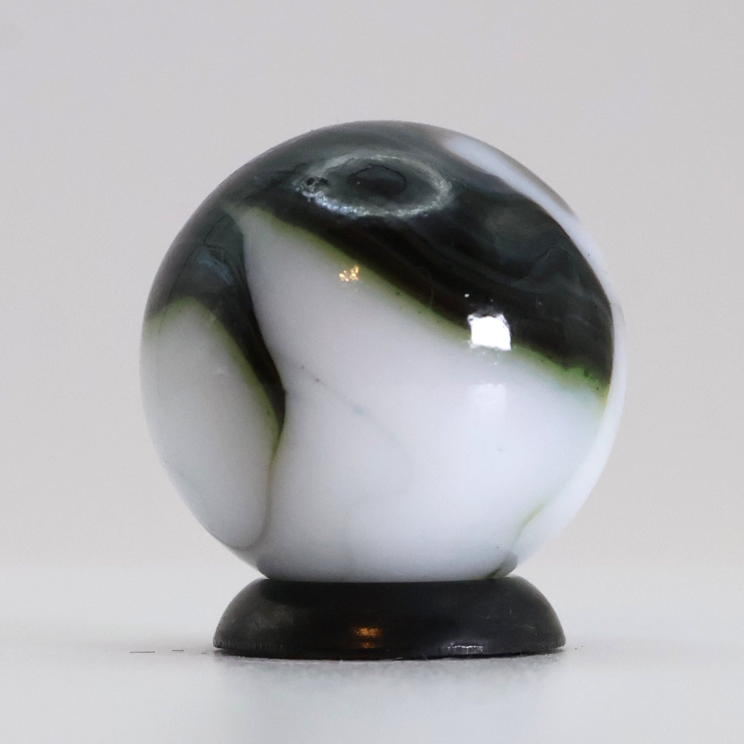 11/16" JABO Marble w/green AV Nice Stripes NM+