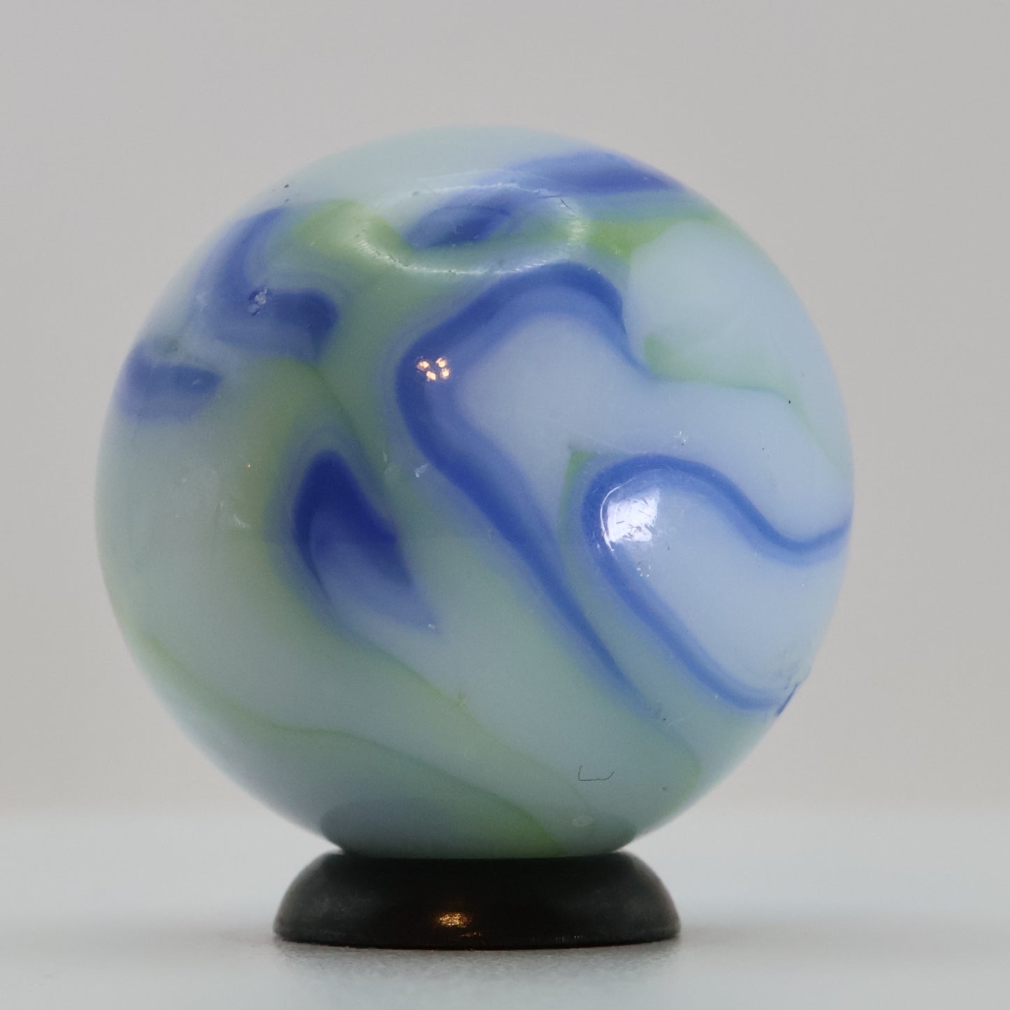 7/8" Tri-Color Swirl Marble Green Blue White NM