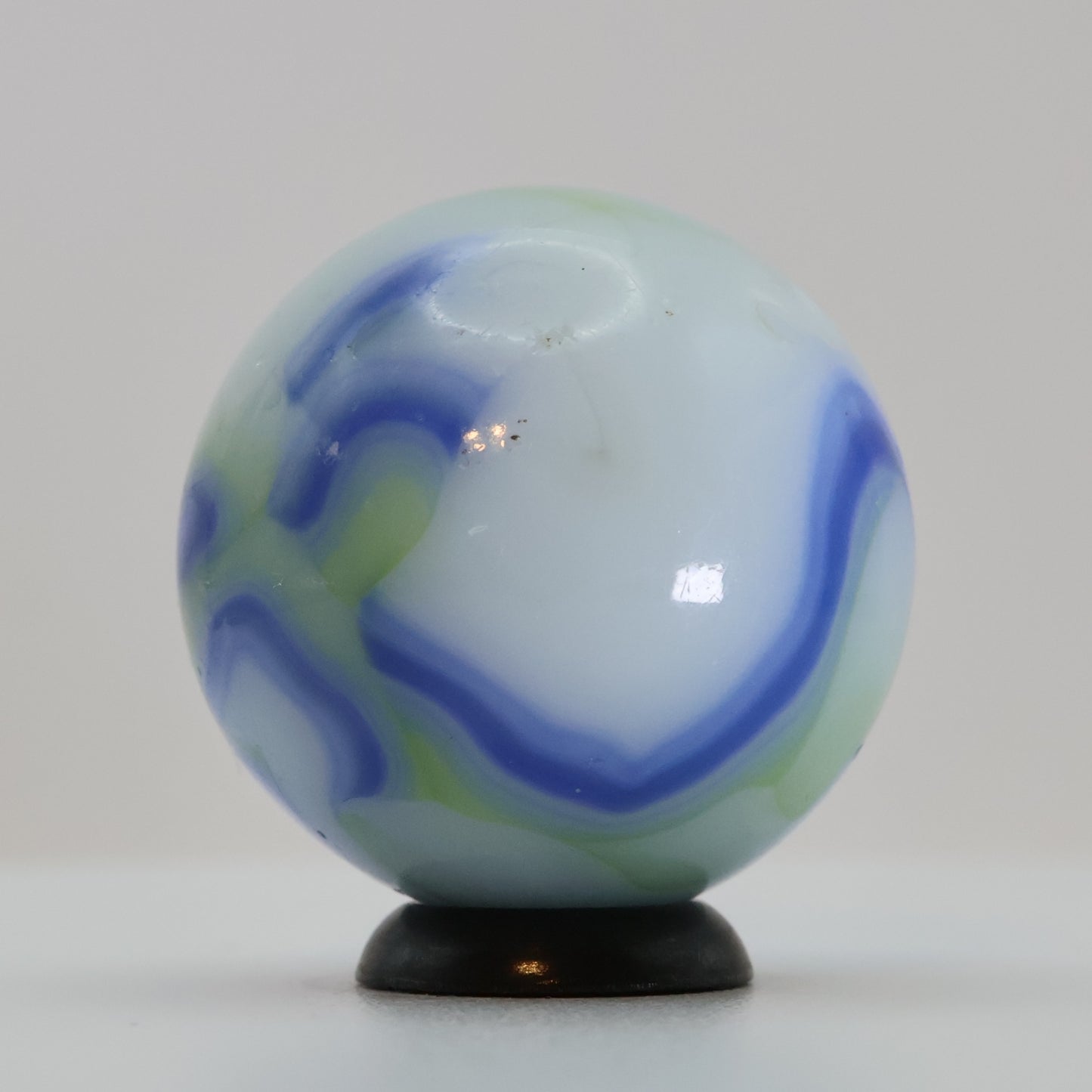 7/8" Tri-Color Swirl Marble Green Blue White NM