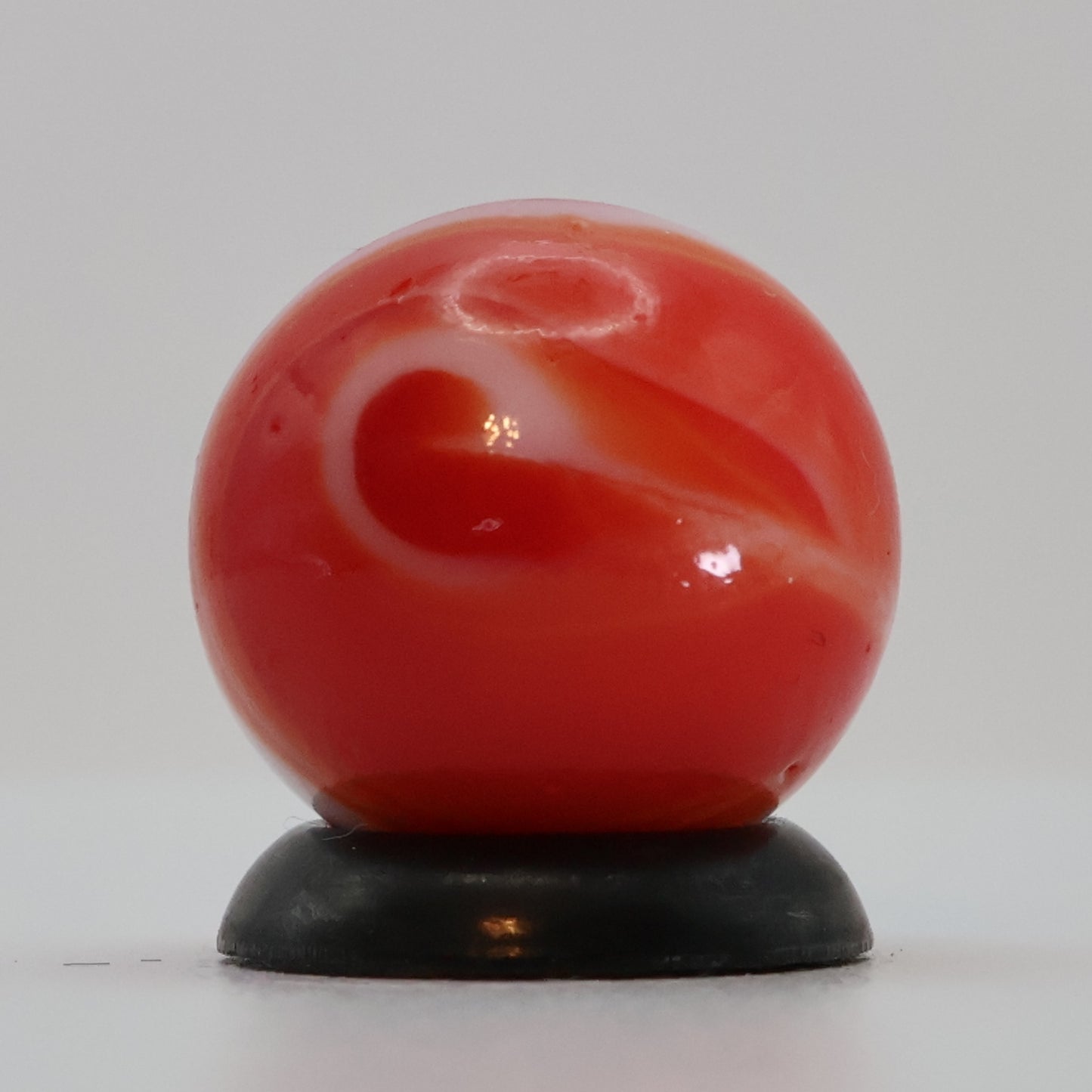 9/16" MF Christensen Swirl Marble Red & White NM++