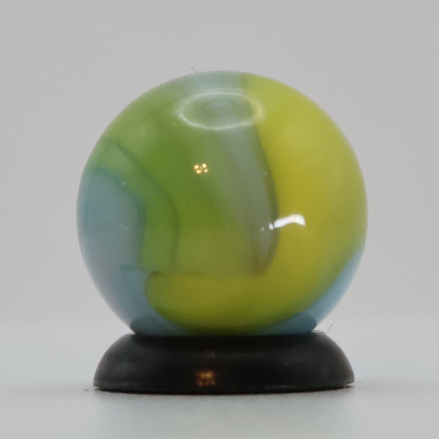 9/16" Vintage Vitro Agate Easter Egg Marble w/swirl M-