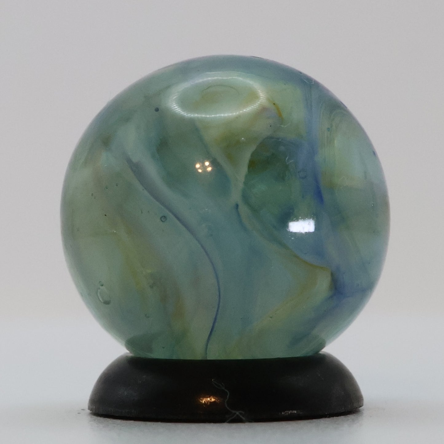 5/8" Beautiful Wire Pull Marble Blue & Green NM