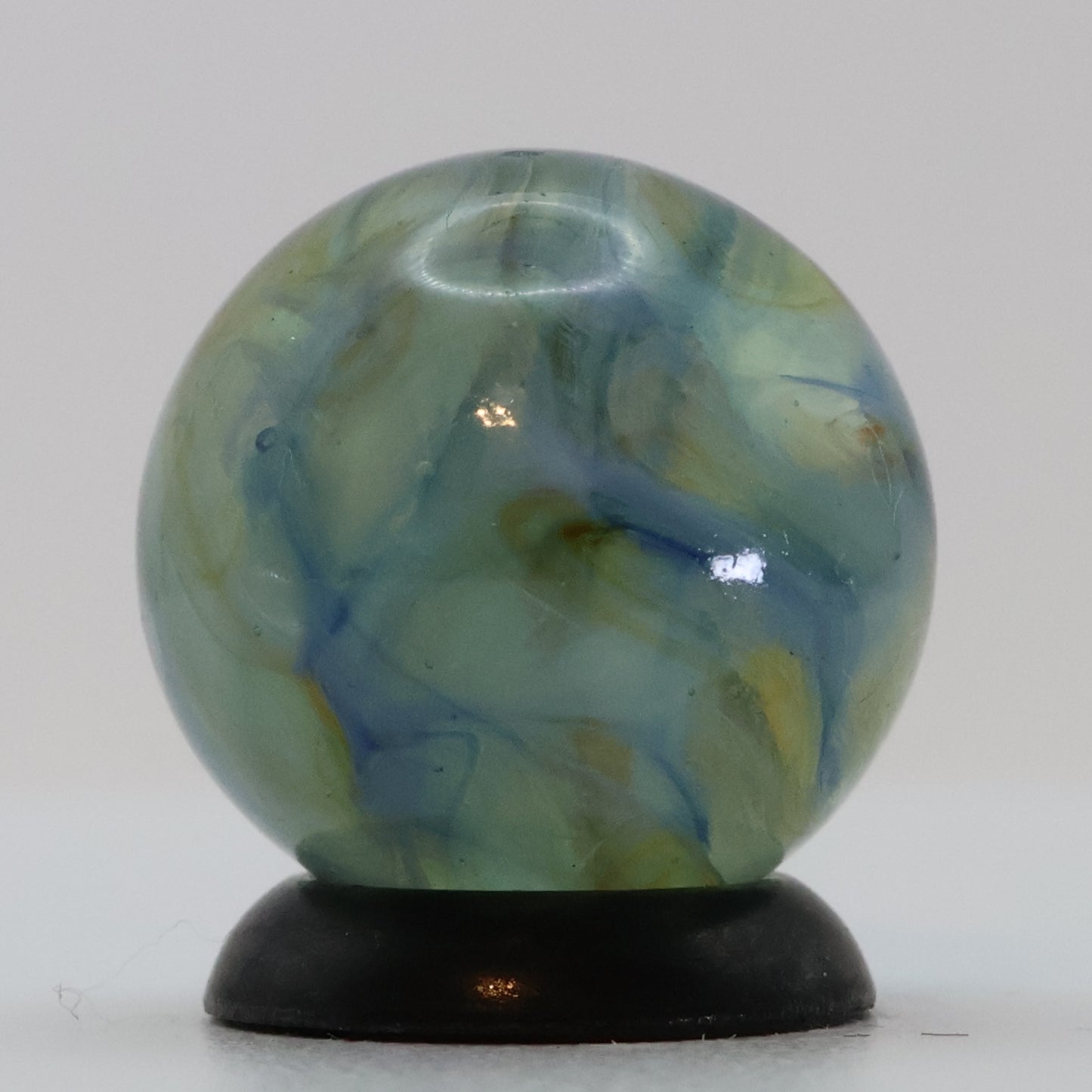5/8" Beautiful Wire Pull Marble Blue & Green NM