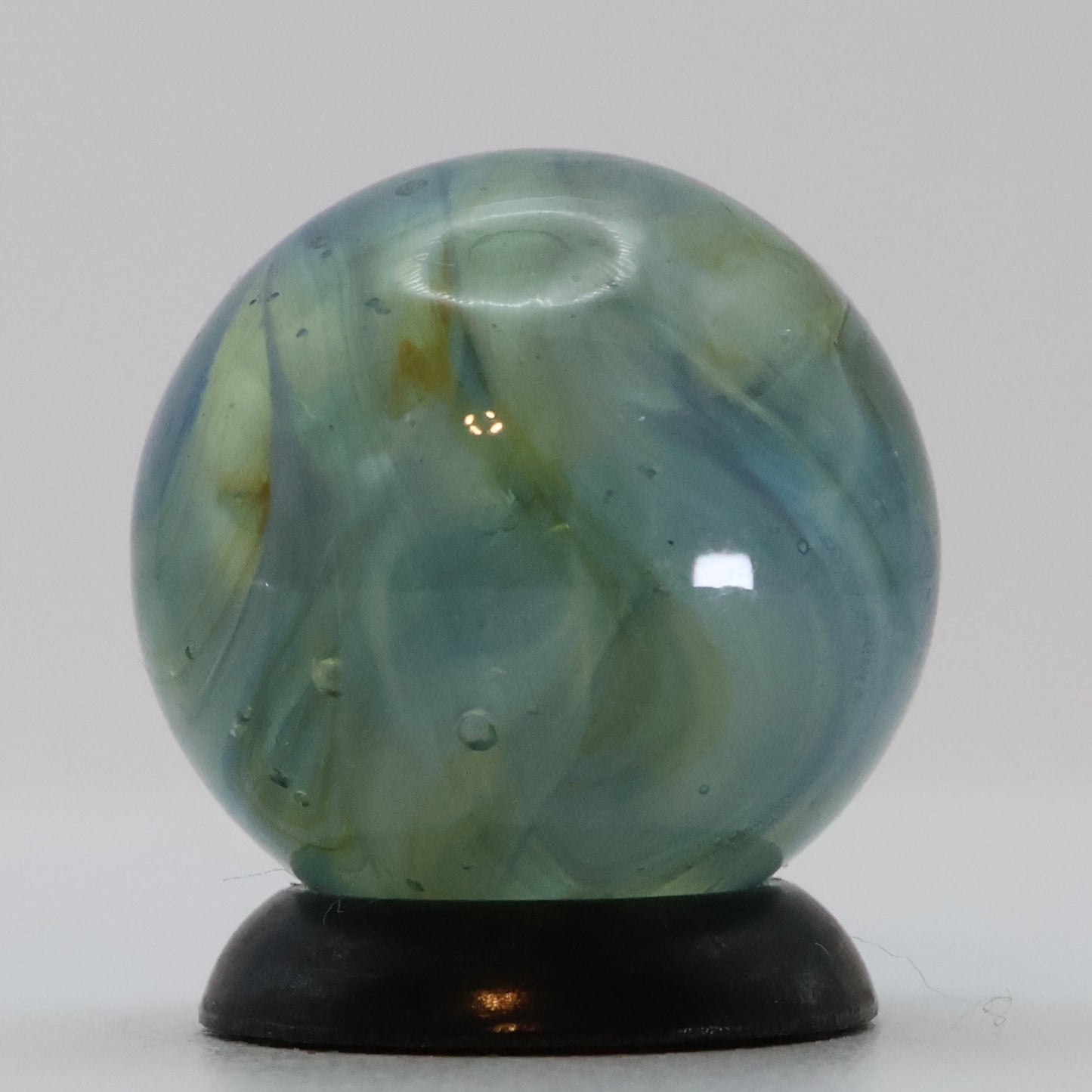 5/8" Beautiful Wire Pull Marble Blue & Green NM
