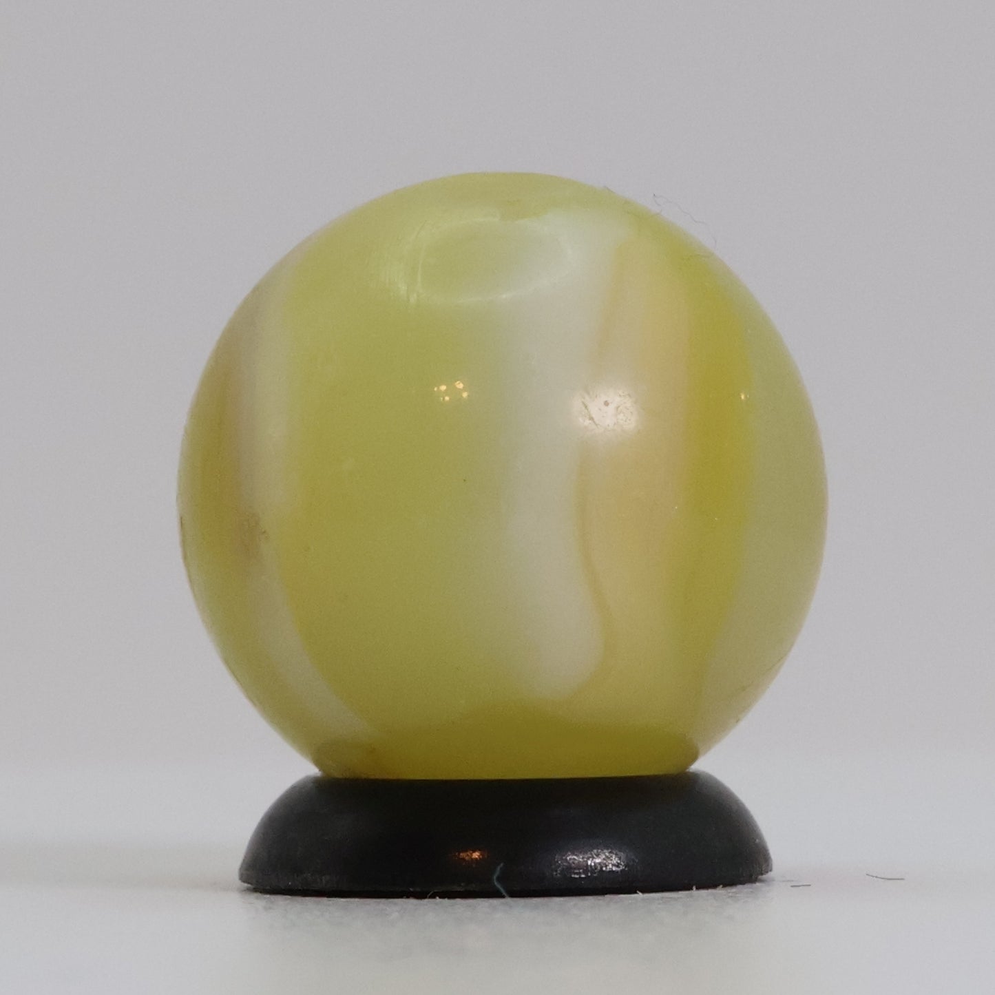 5/8" Uranium Patch Marble Lemon & White NM-