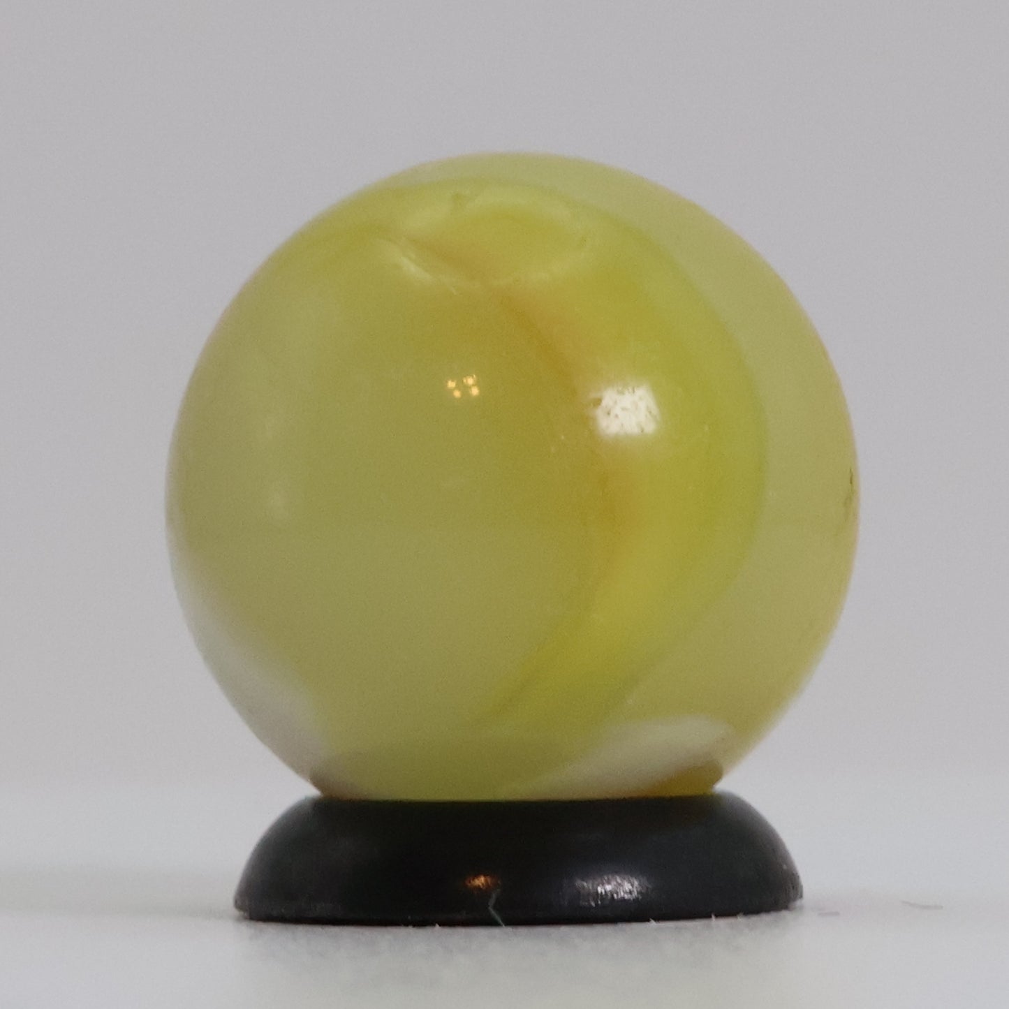 5/8" Uranium Patch Marble Lemon & White NM-