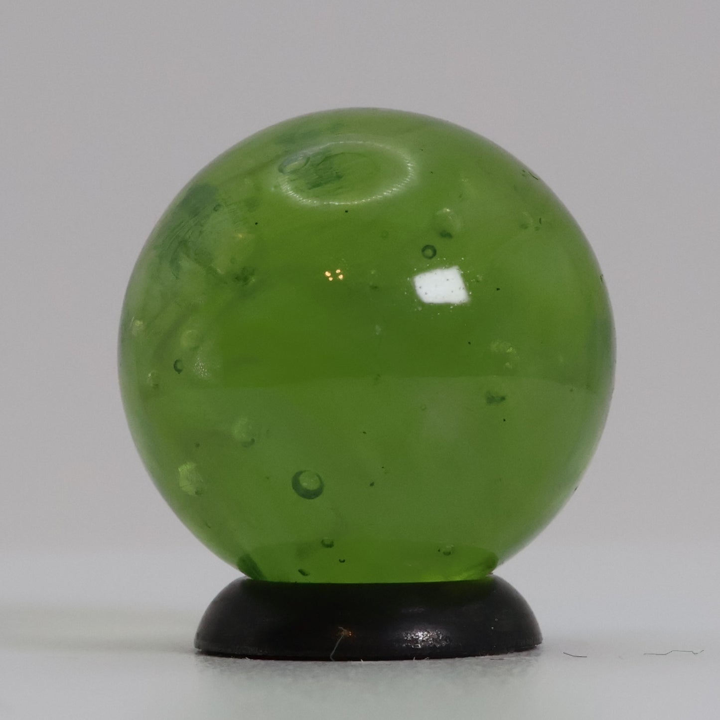 3/4" Green Wire Pull Marble UV glows Orange, gorgeous backlit photo MINT