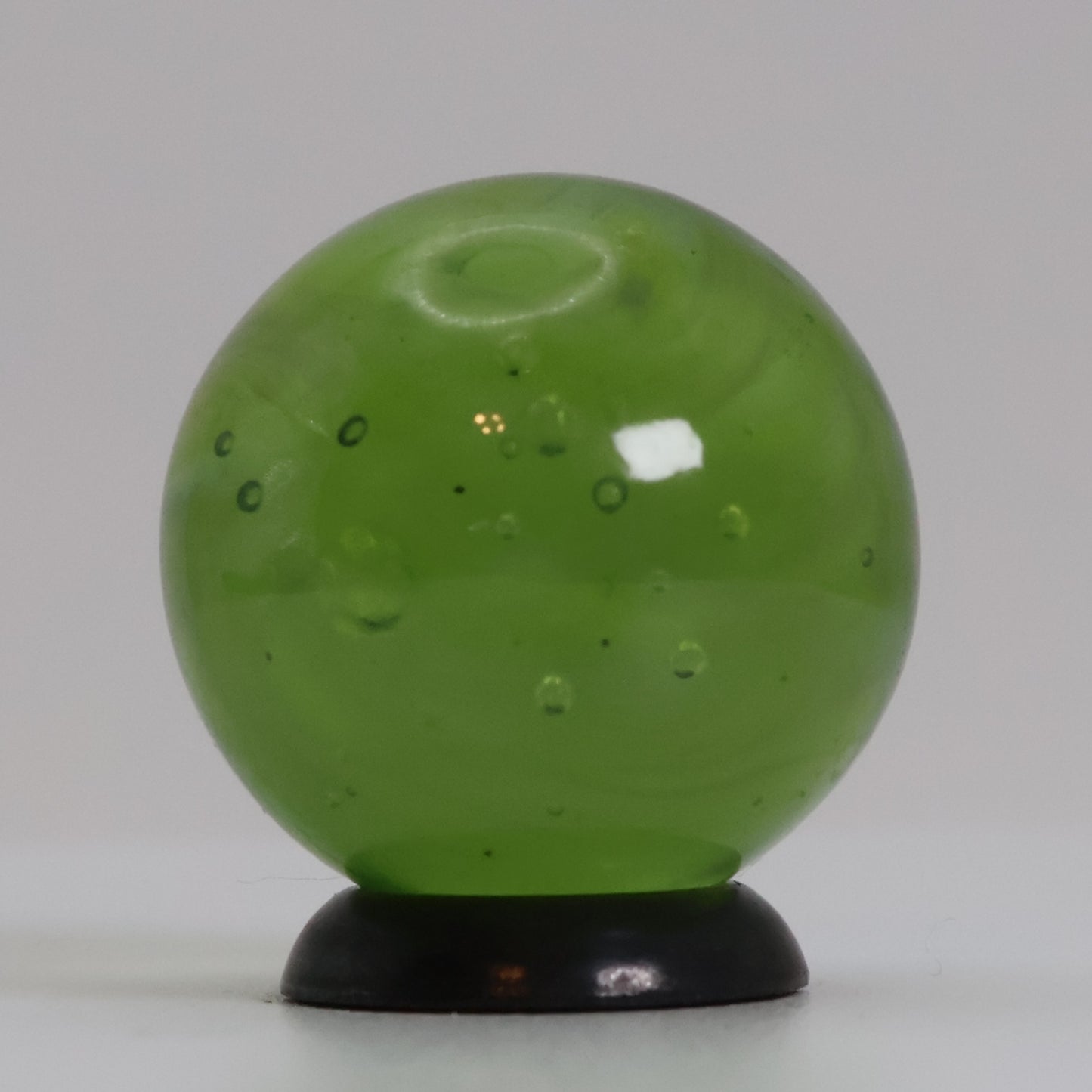 3/4" Green Wire Pull Marble UV glows Orange, gorgeous backlit photo MINT