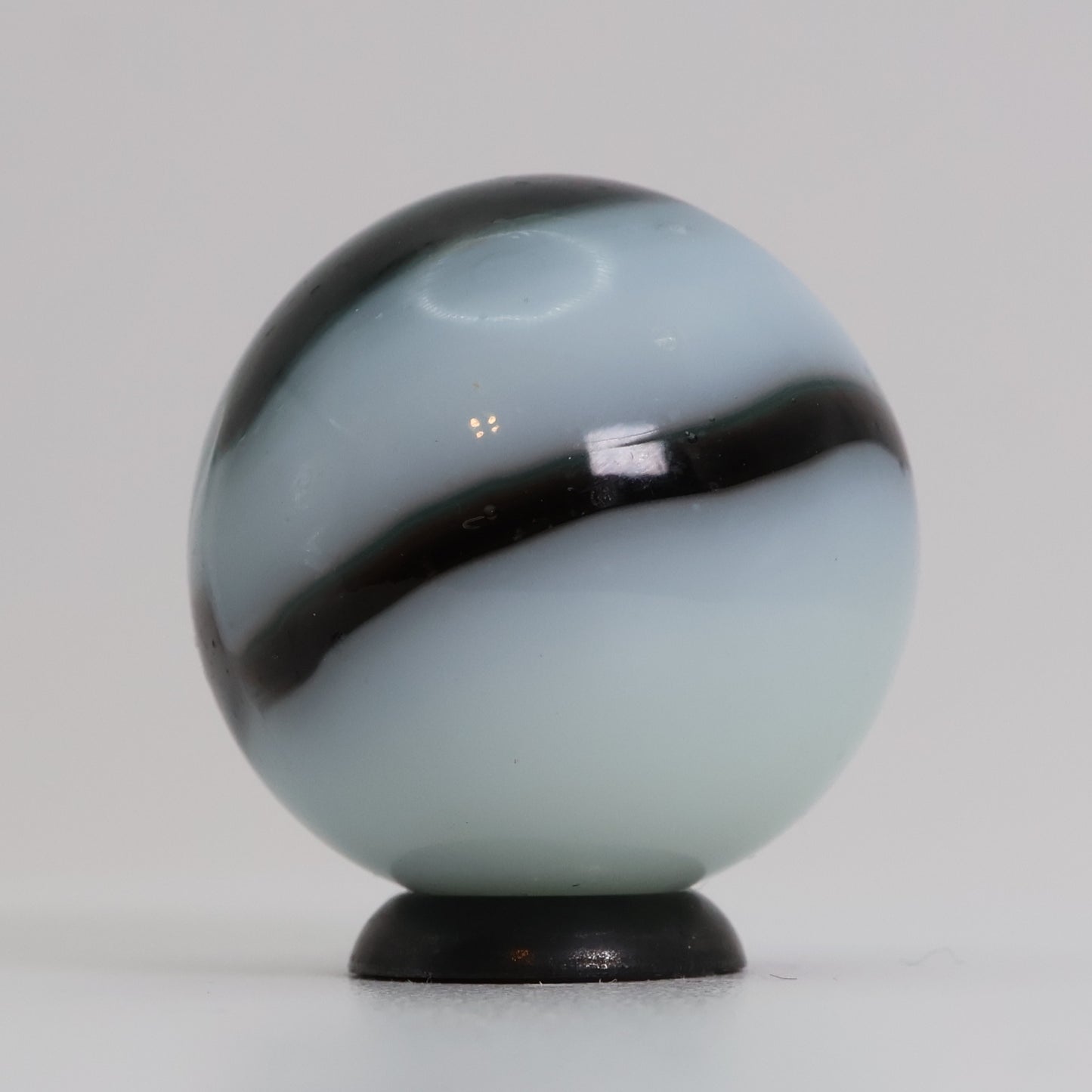 7/8" Gorgeous Marble King Shooter Marble Purple & Green but looks black URANIUM NM