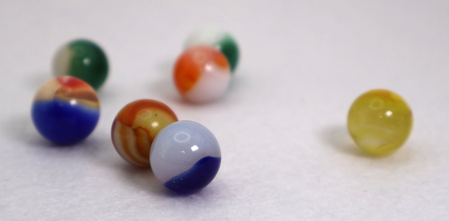 7pk 5/8" Akro Agate Patch Marbles NM-M