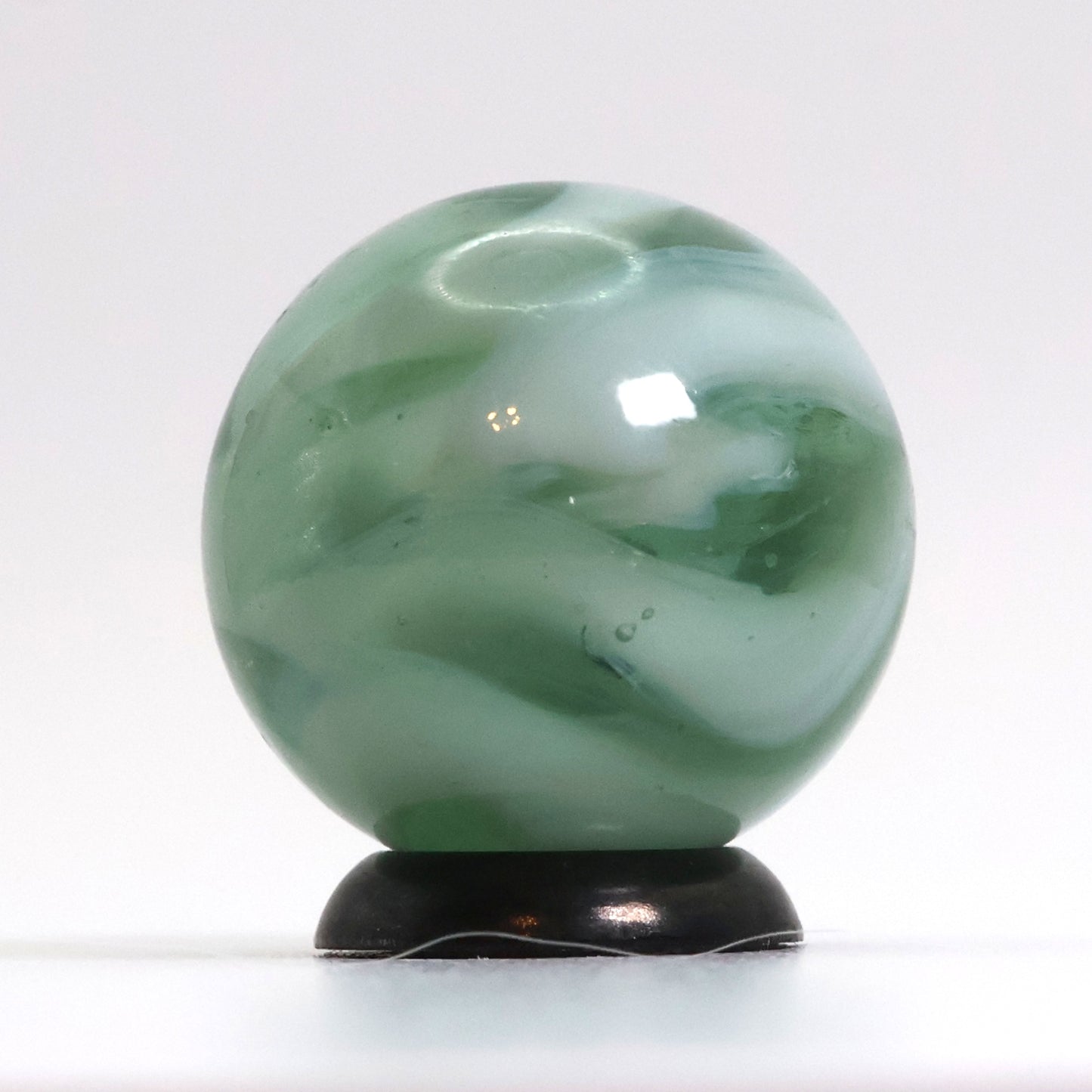 3/4" Translucent Blue Base with White Ribbons Marble NM+