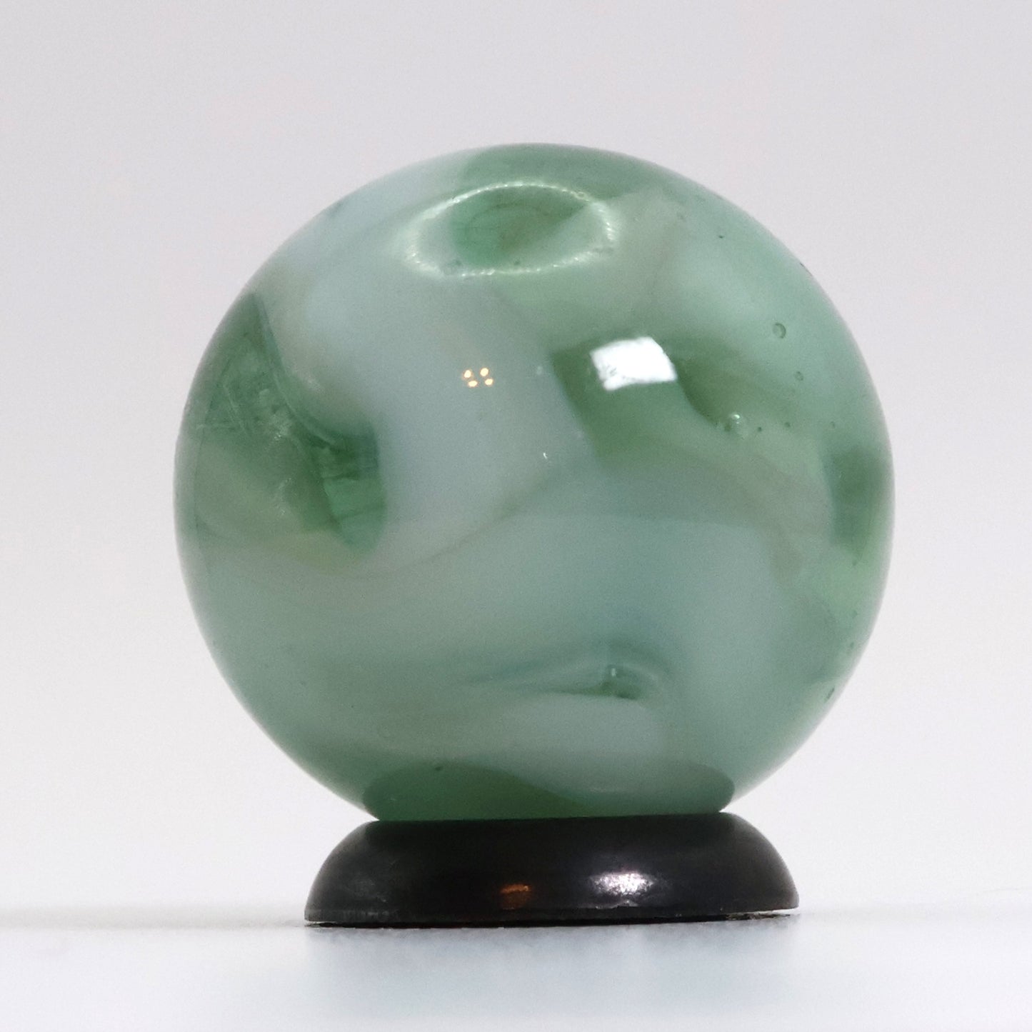 3/4" Translucent Blue Base with White Ribbons Marble NM+