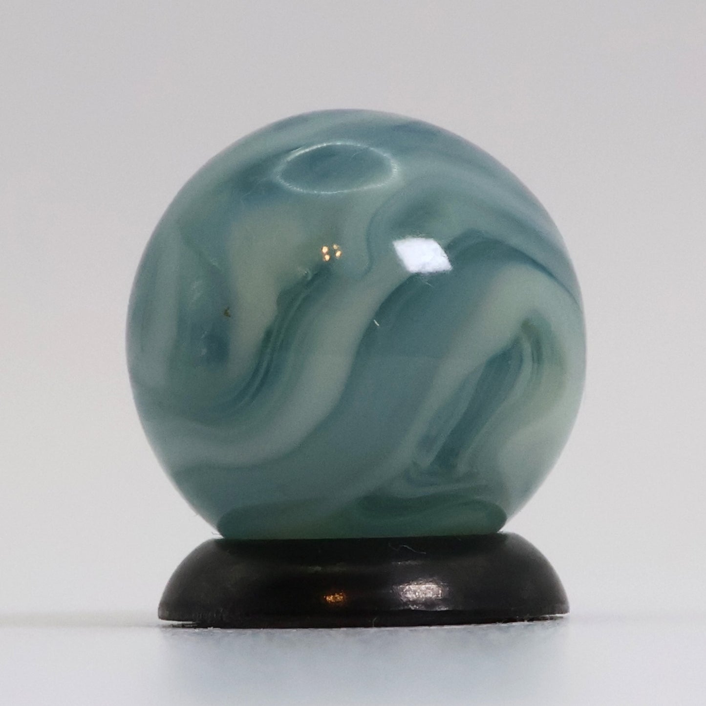 5/8" Transparent Swirl Marble Clear Base with Blue & White Ribbons M-