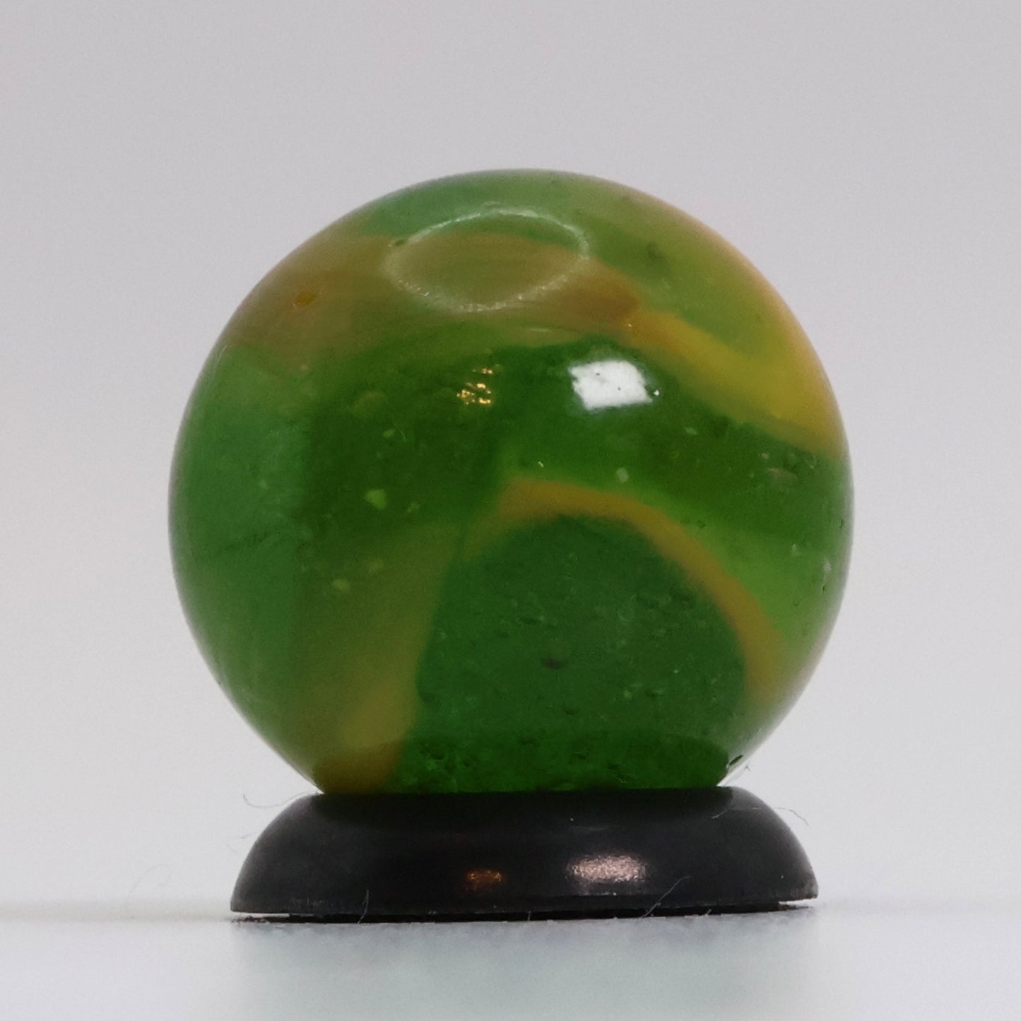 5/8" Peltier SPRITE Rainbo Marble NM+