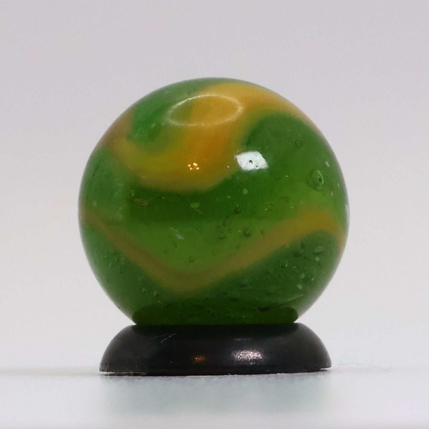 5/8" Peltier SPRITE Rainbo Marble NM+