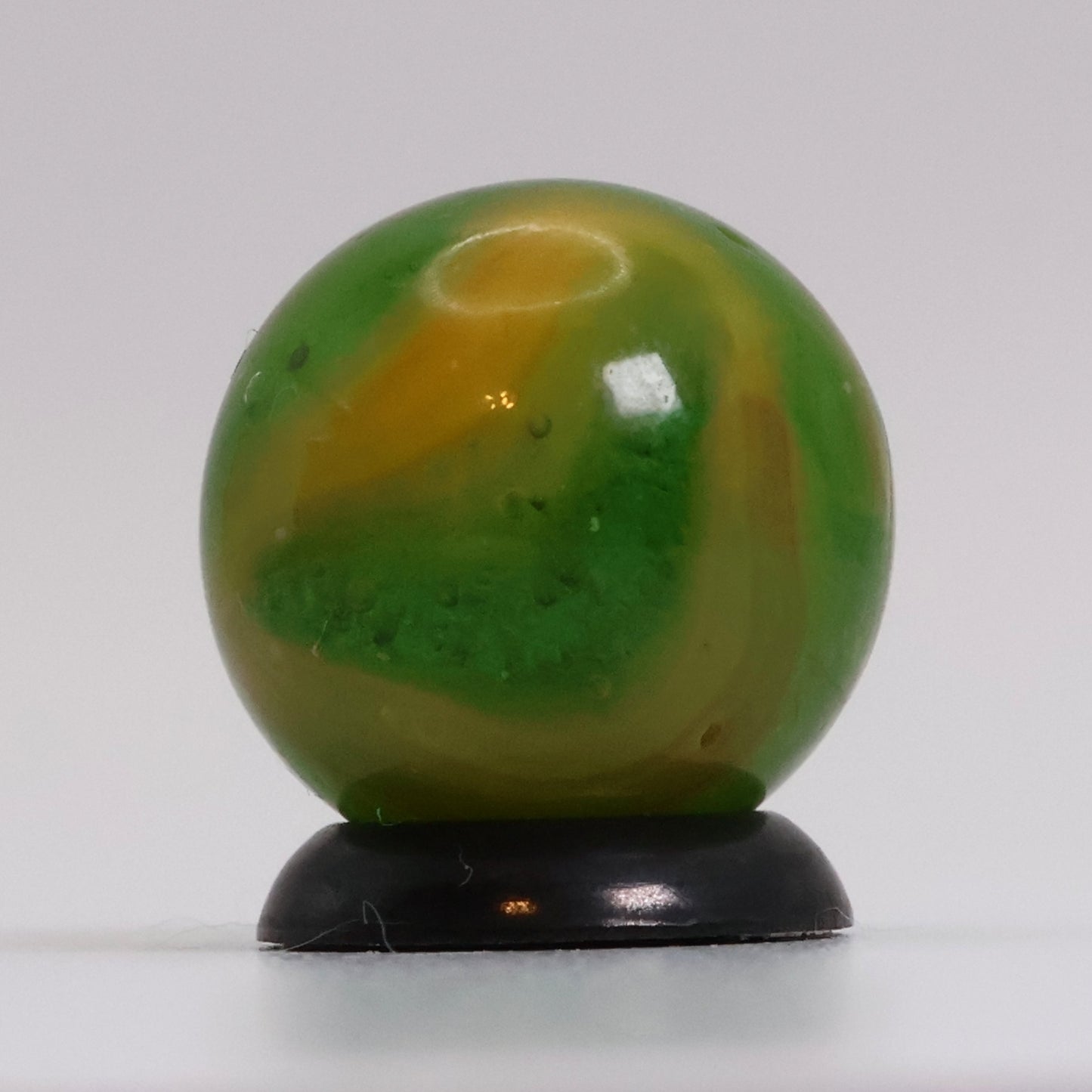 5/8" Peltier SPRITE Rainbo Marble NM+