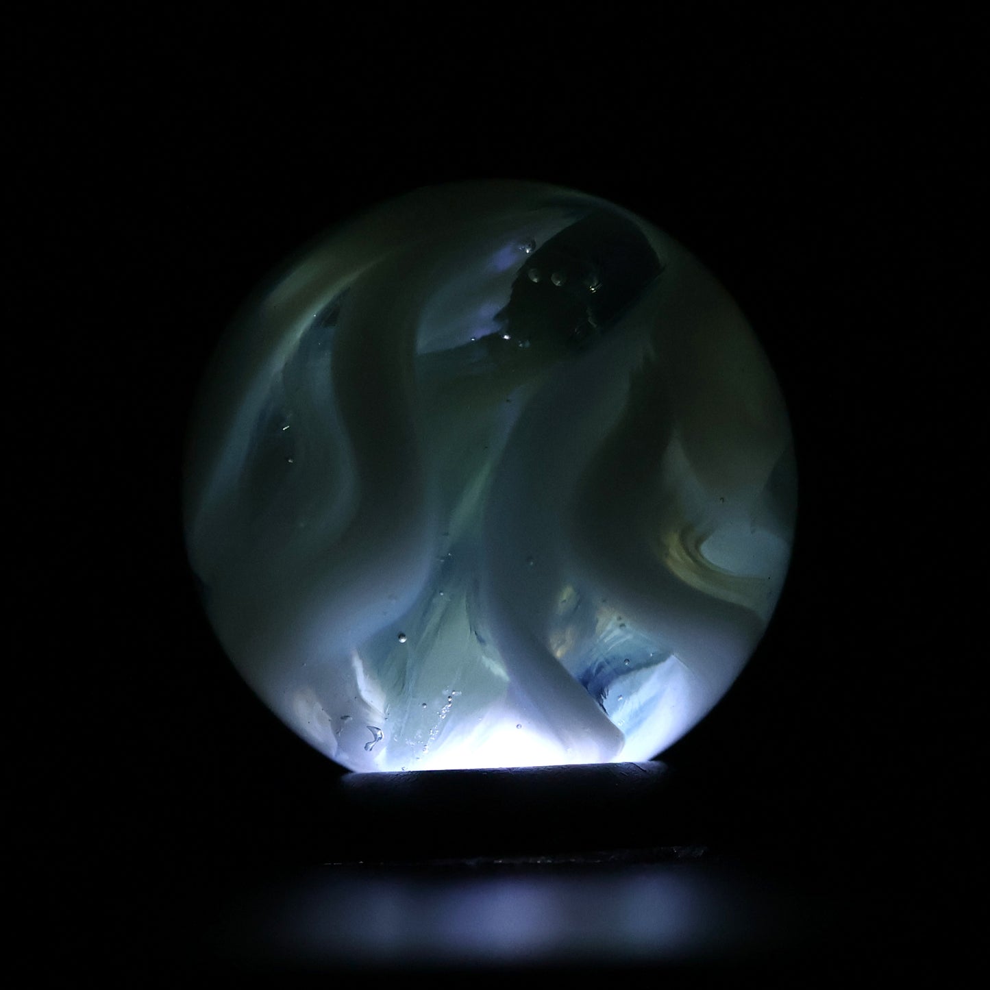 3/4" Translucent Blue Base with White Ribbons Marble NM+