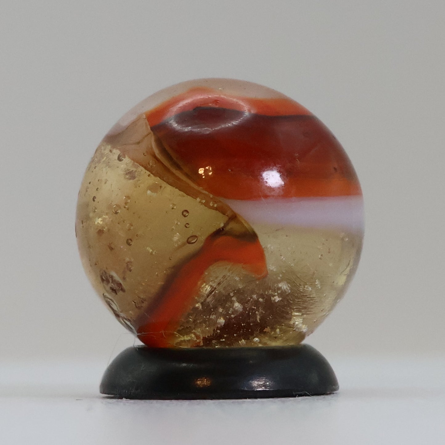 5/8" Vintage Peltier Rainbo Clear Based Woody Marble UV NM- off round