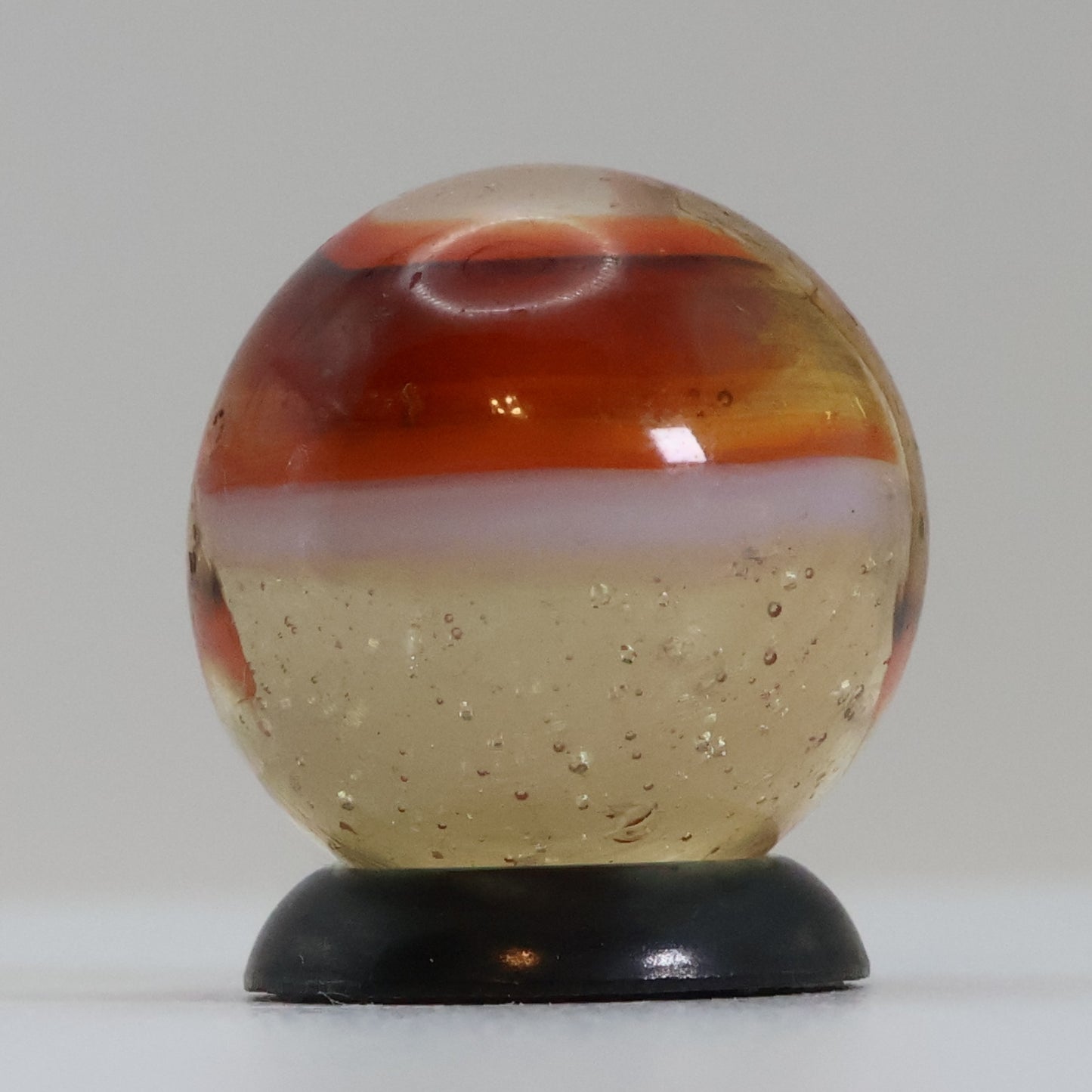 5/8" Vintage Peltier Rainbo Clear Based Woody Marble UV NM- off round