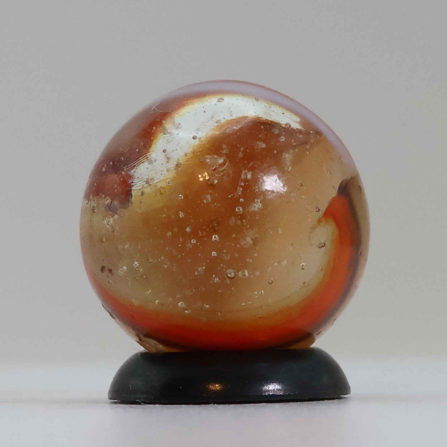 5/8" Vintage Peltier Rainbo Clear Based Woody Marble UV NM- off round