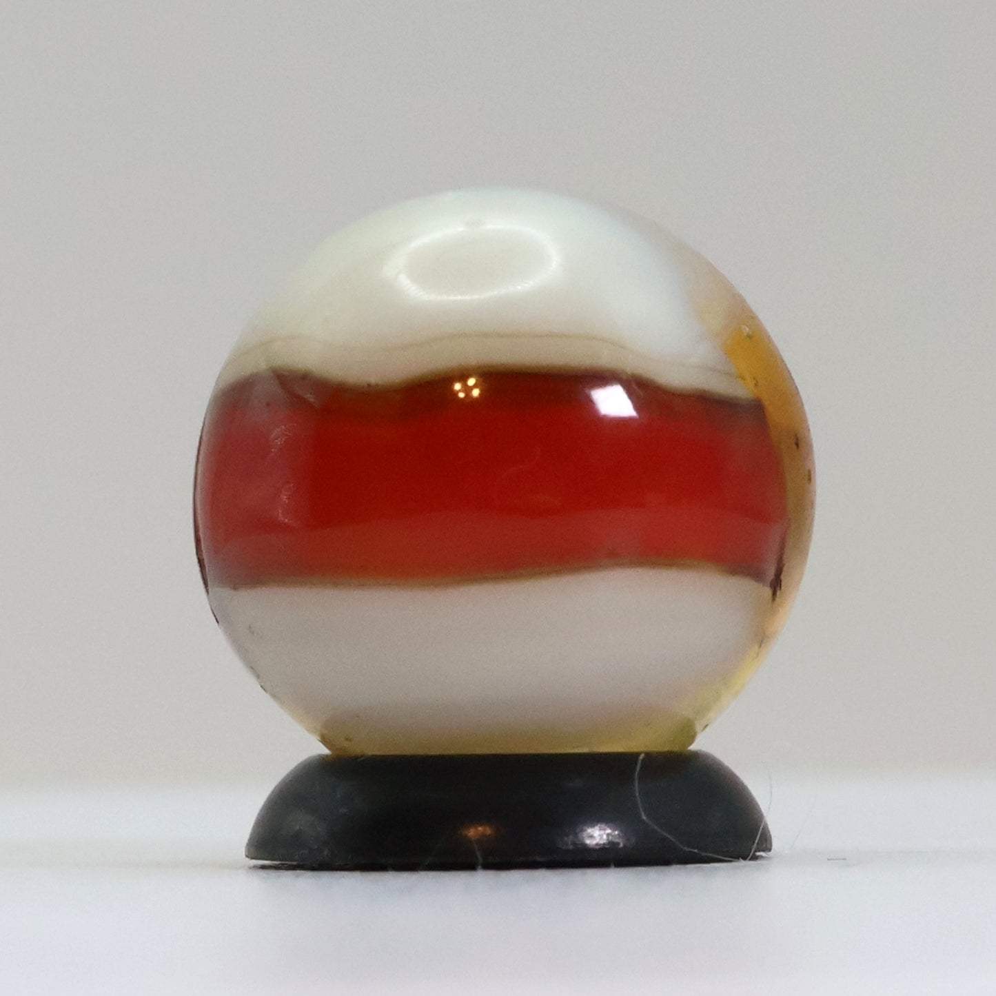 5/8" Vitro Agate Helmet Marble Uranium