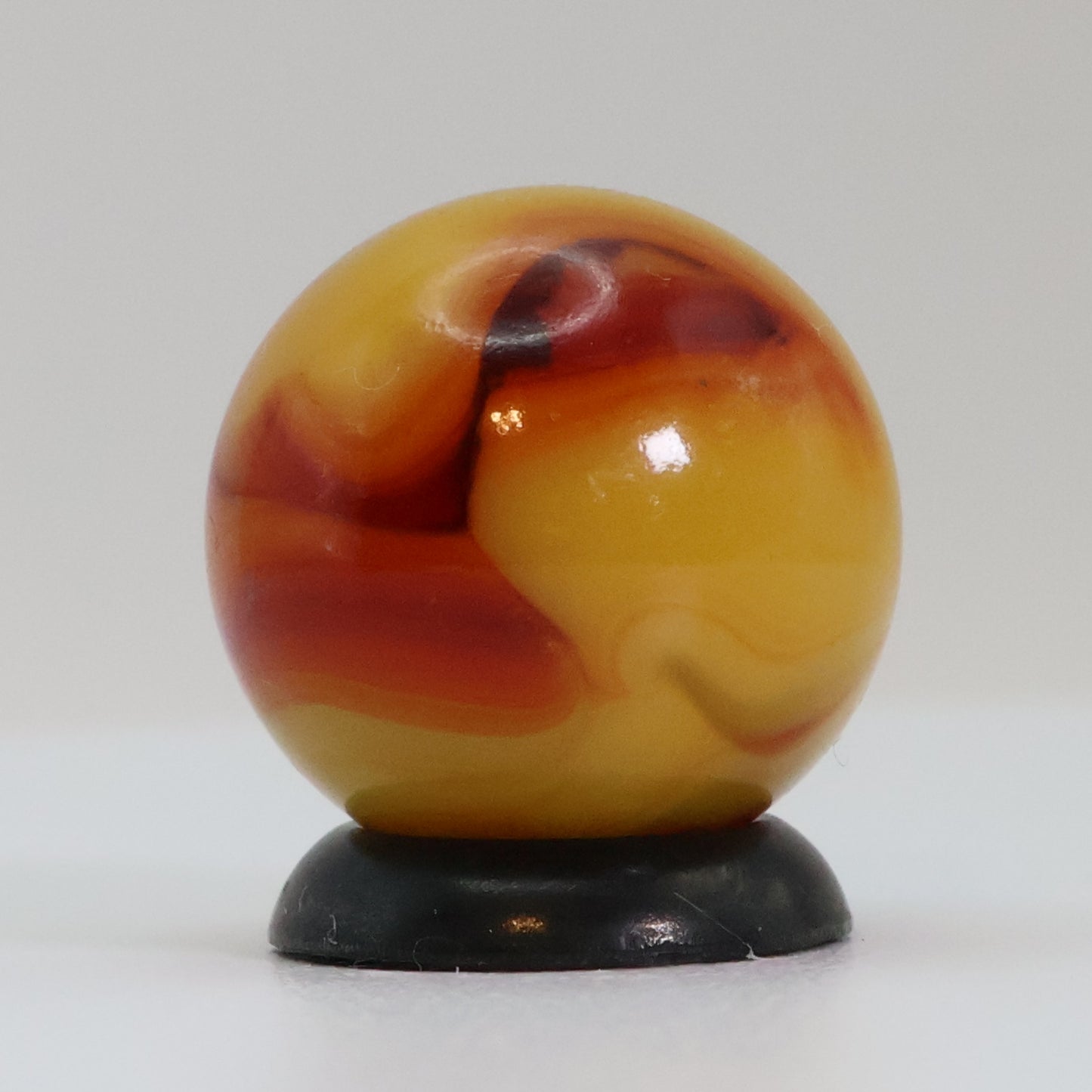 5/8" Swirl Marble Deep Nectarine Colors NM+