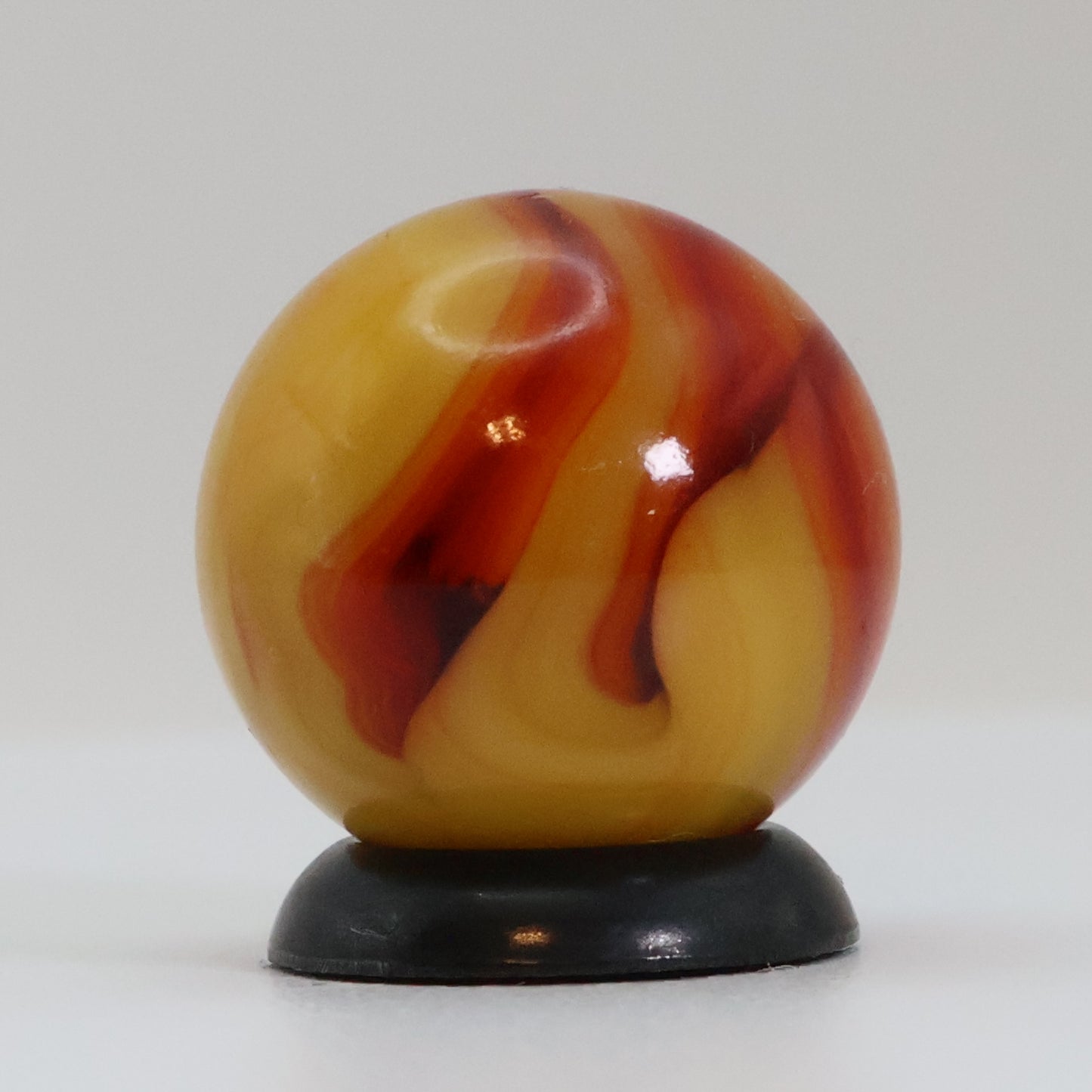 5/8" Swirl Marble Deep Nectarine Colors NM+