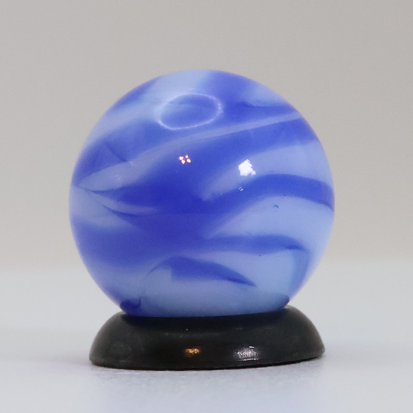9/16" Alley Agate Swirl Marble Blue NM+