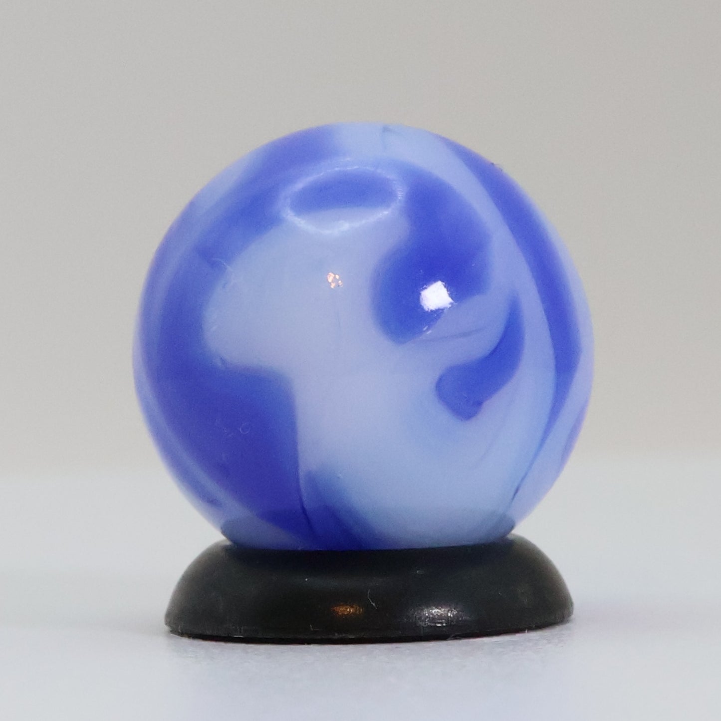9/16" Alley Agate Swirl Marble Blue NM+